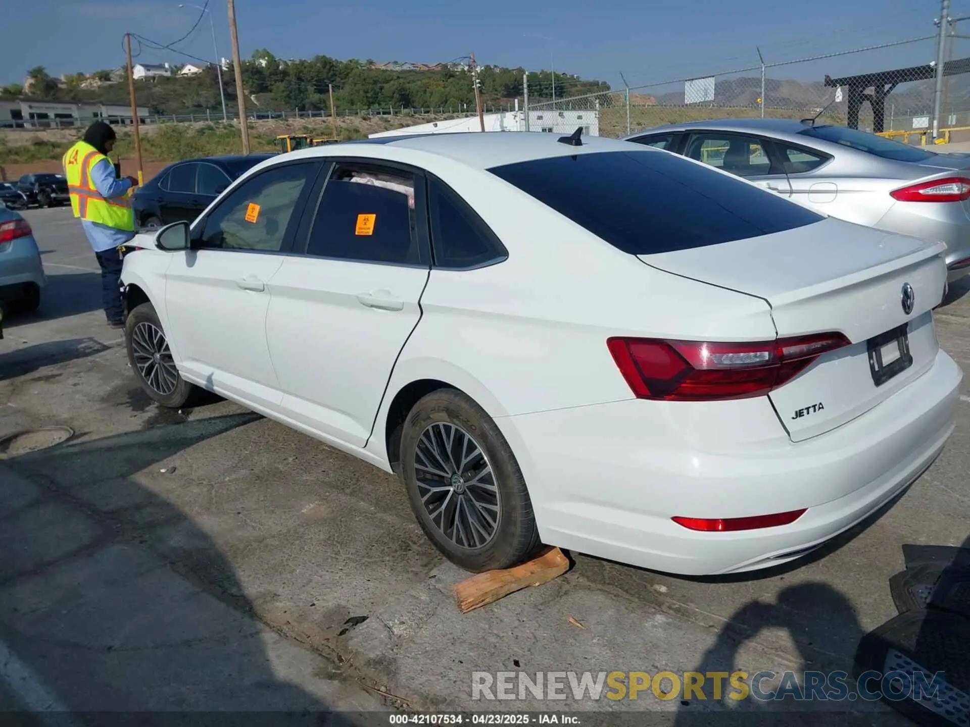 3 fotografías del automóvil dañado 3VWC57BU9MM036647 VOLKSWAGEN JETTA 2021