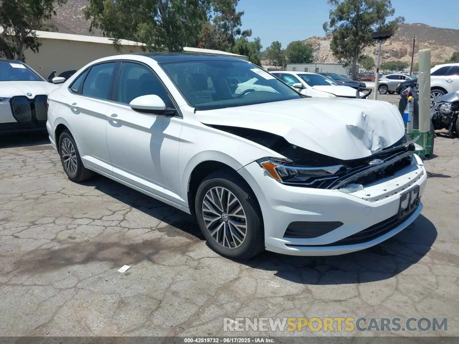 1 fotografías del automóvil dañado 3VWC57BU9MM084780 VOLKSWAGEN JETTA 2021