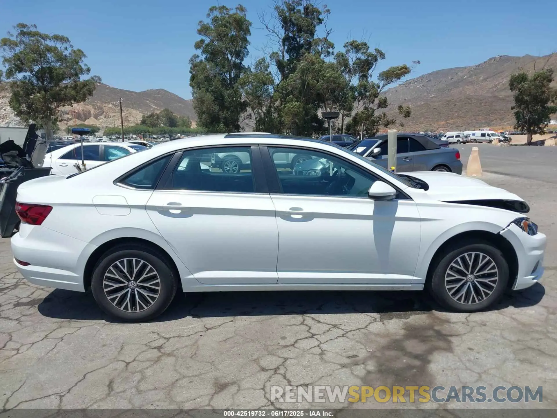 13 fotografías del automóvil dañado 3VWC57BU9MM084780 VOLKSWAGEN JETTA 2021