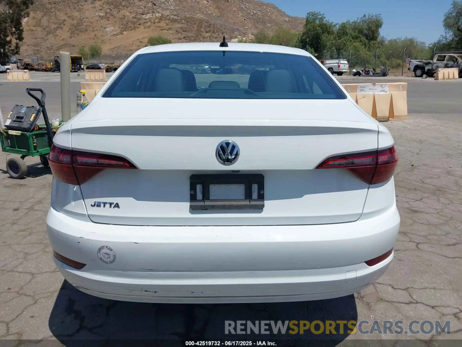 16 fotografías del automóvil dañado 3VWC57BU9MM084780 VOLKSWAGEN JETTA 2021