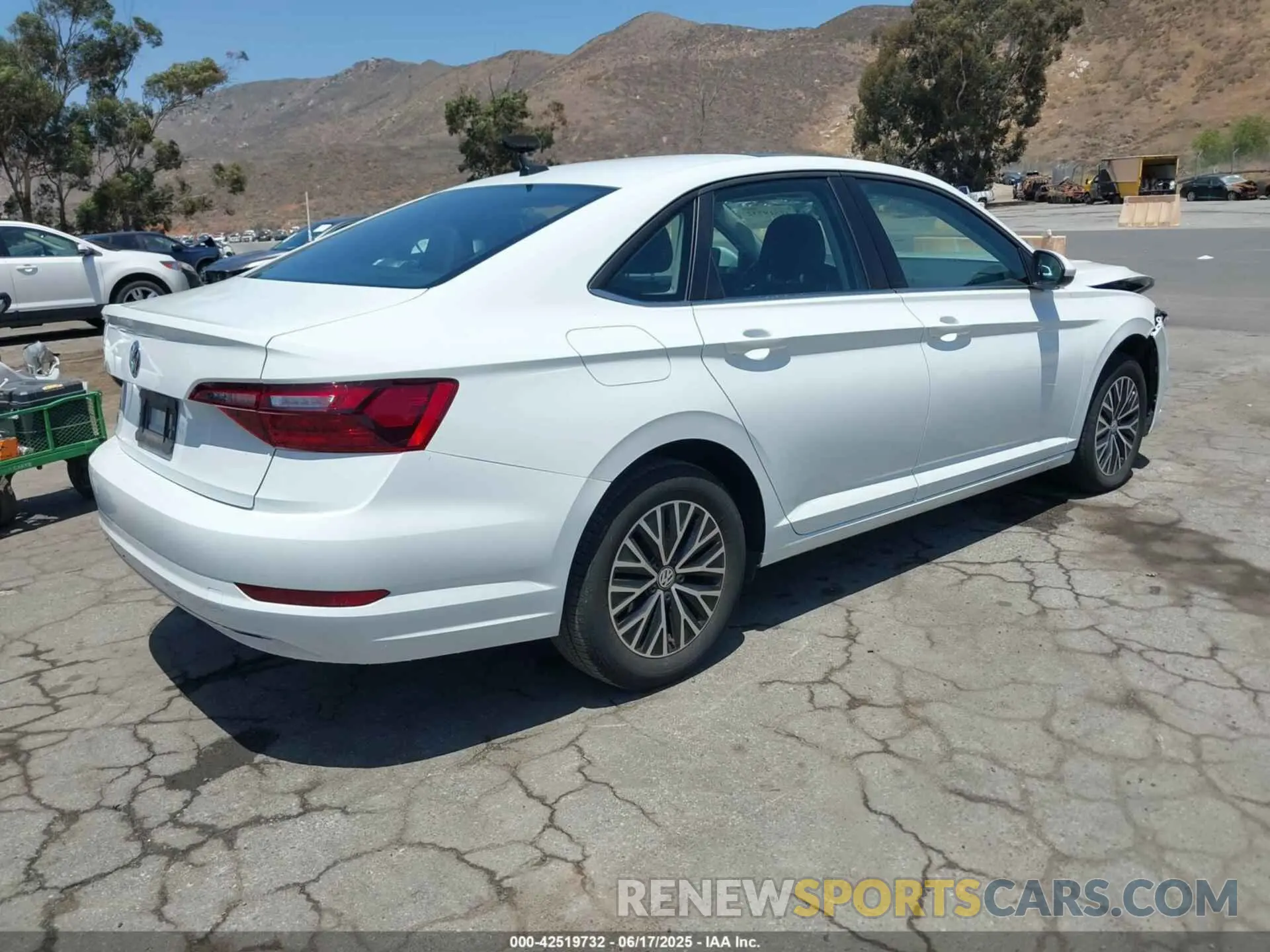 4 fotografías del automóvil dañado 3VWC57BU9MM084780 VOLKSWAGEN JETTA 2021
