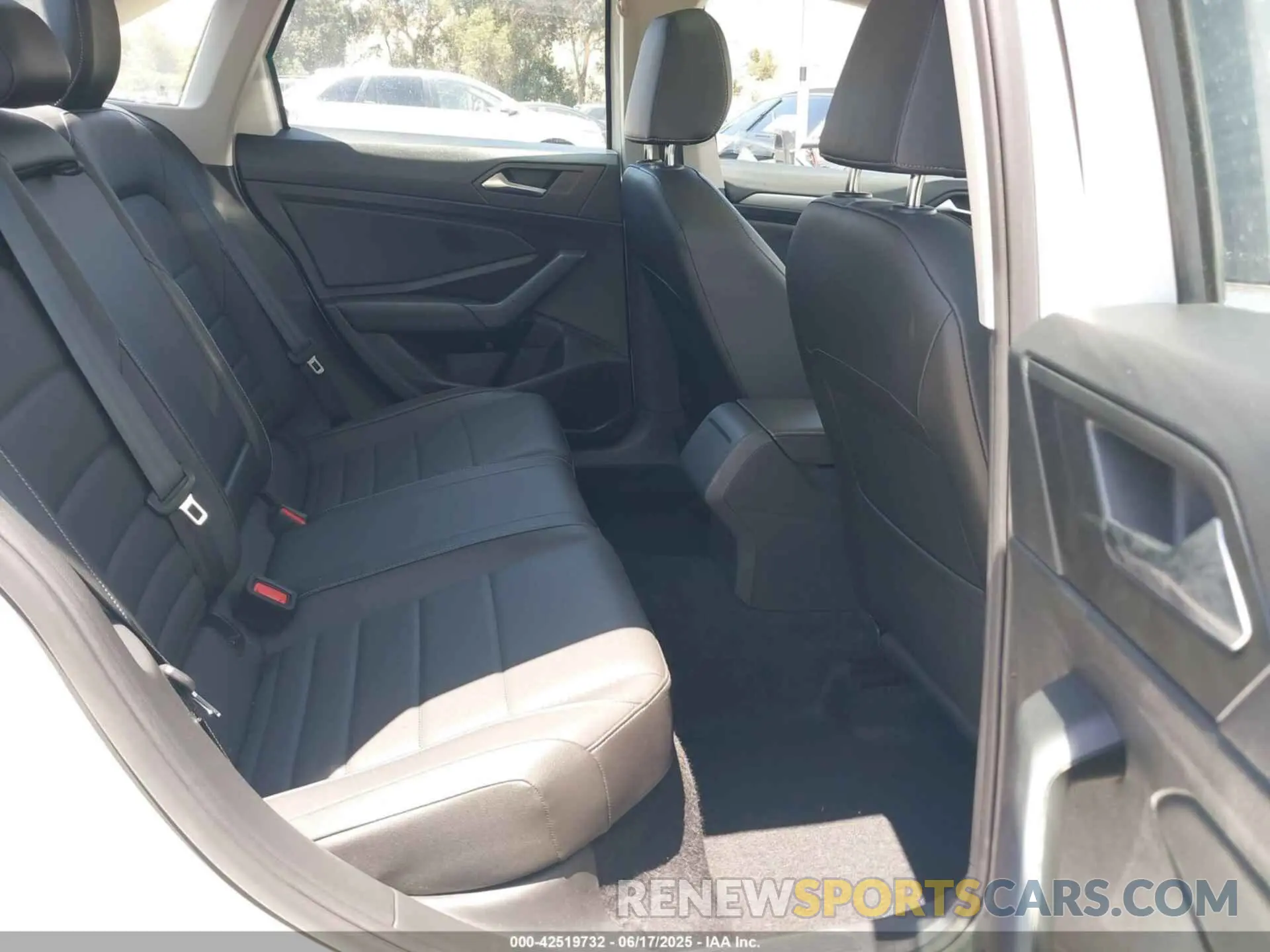 8 fotografías del automóvil dañado 3VWC57BU9MM084780 VOLKSWAGEN JETTA 2021