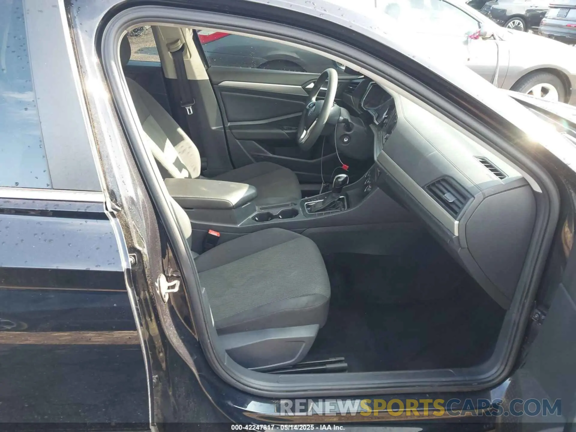 5 fotografías del automóvil dañado 3VWC57BU9MM098338 VOLKSWAGEN JETTA 2021