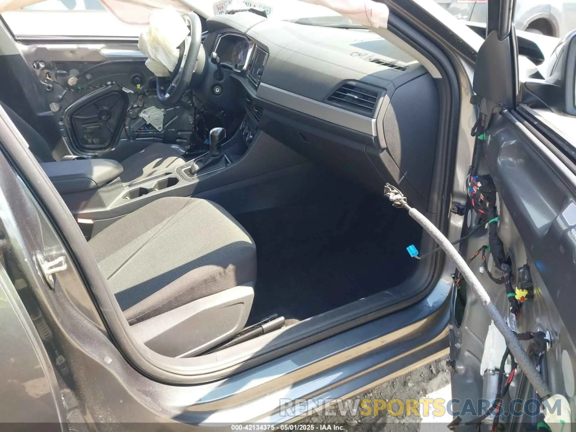 5 fotografías del automóvil dañado 3VWC57BUXMM027732 VOLKSWAGEN JETTA 2021