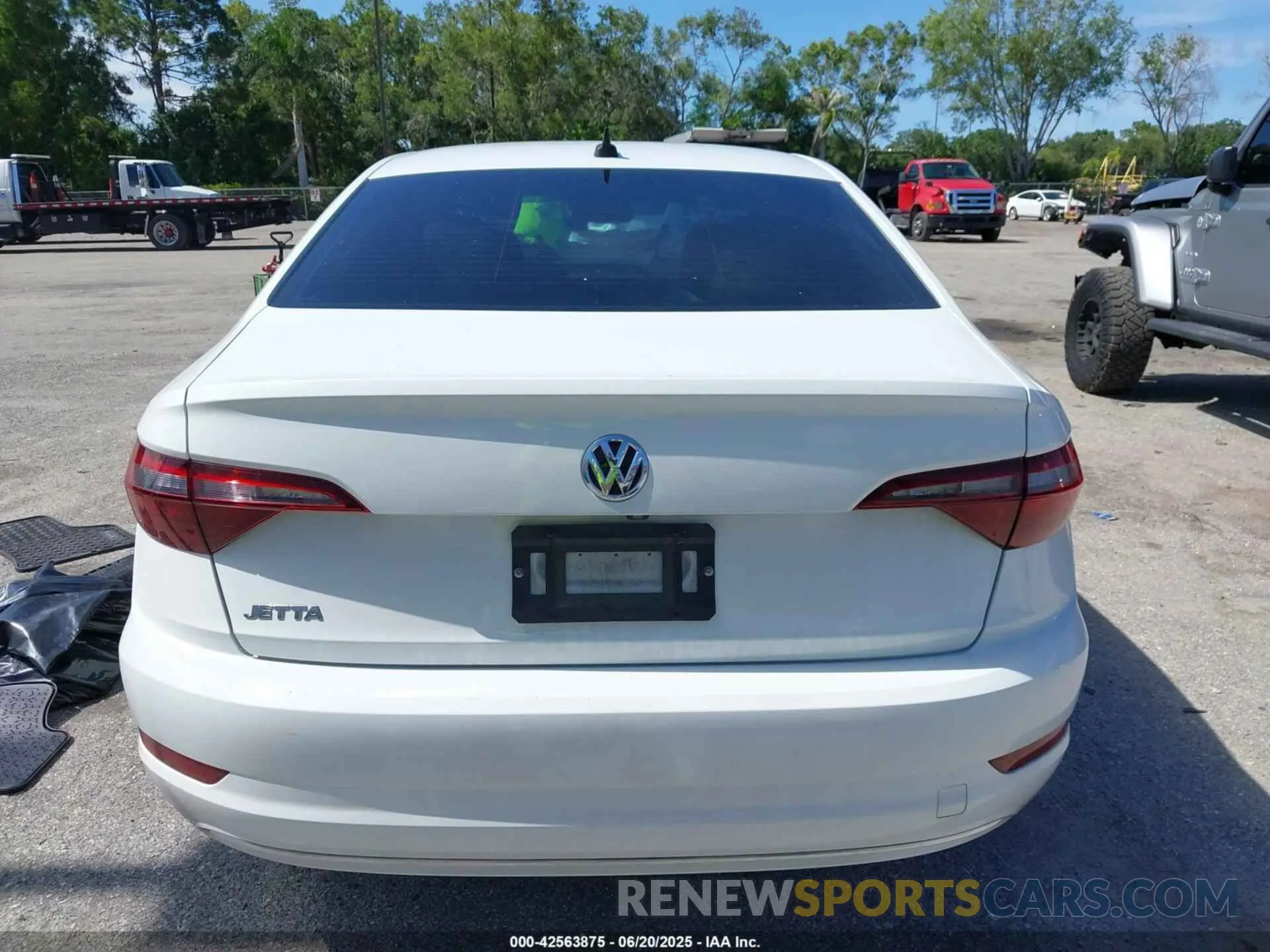 16 fotografías del automóvil dañado 3VWE57BU2MM047028 VOLKSWAGEN JETTA 2021