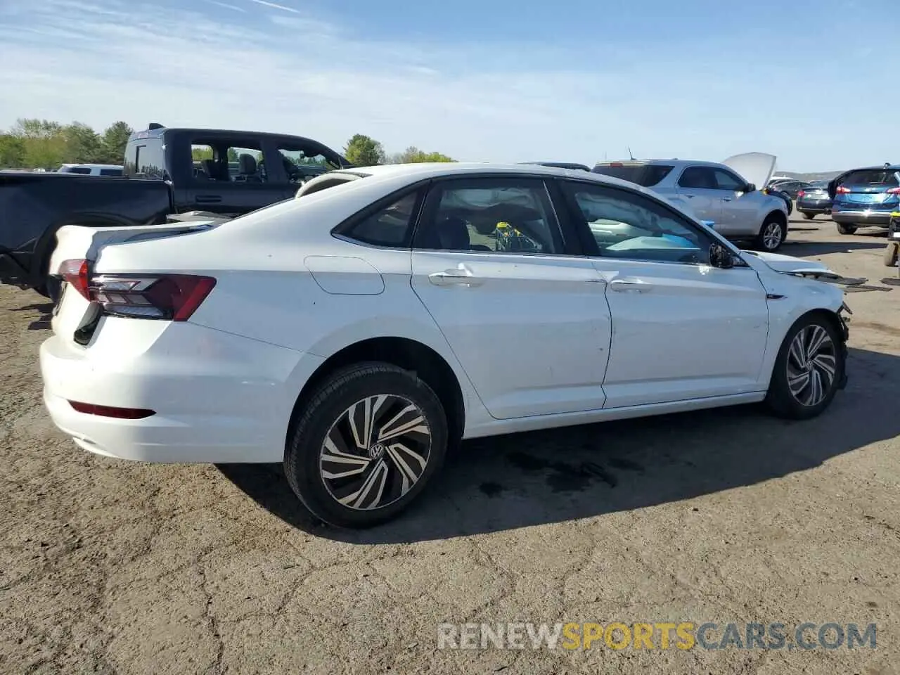 3 fotografías del automóvil dañado 3VWE57BU8MM084746 VOLKSWAGEN JETTA 2021