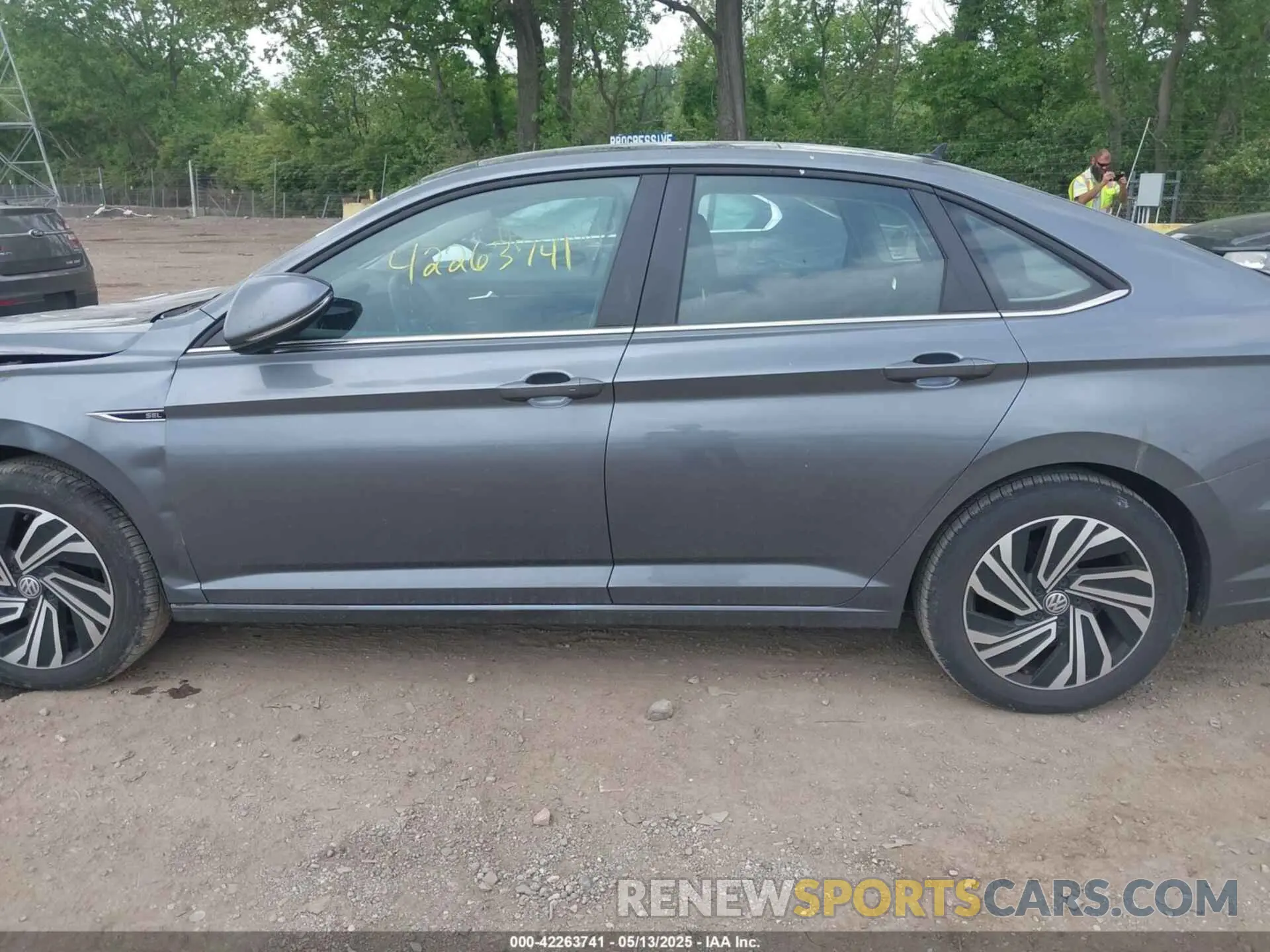 14 fotografías del automóvil dañado 3VWG57BU8MM017203 VOLKSWAGEN JETTA 2021