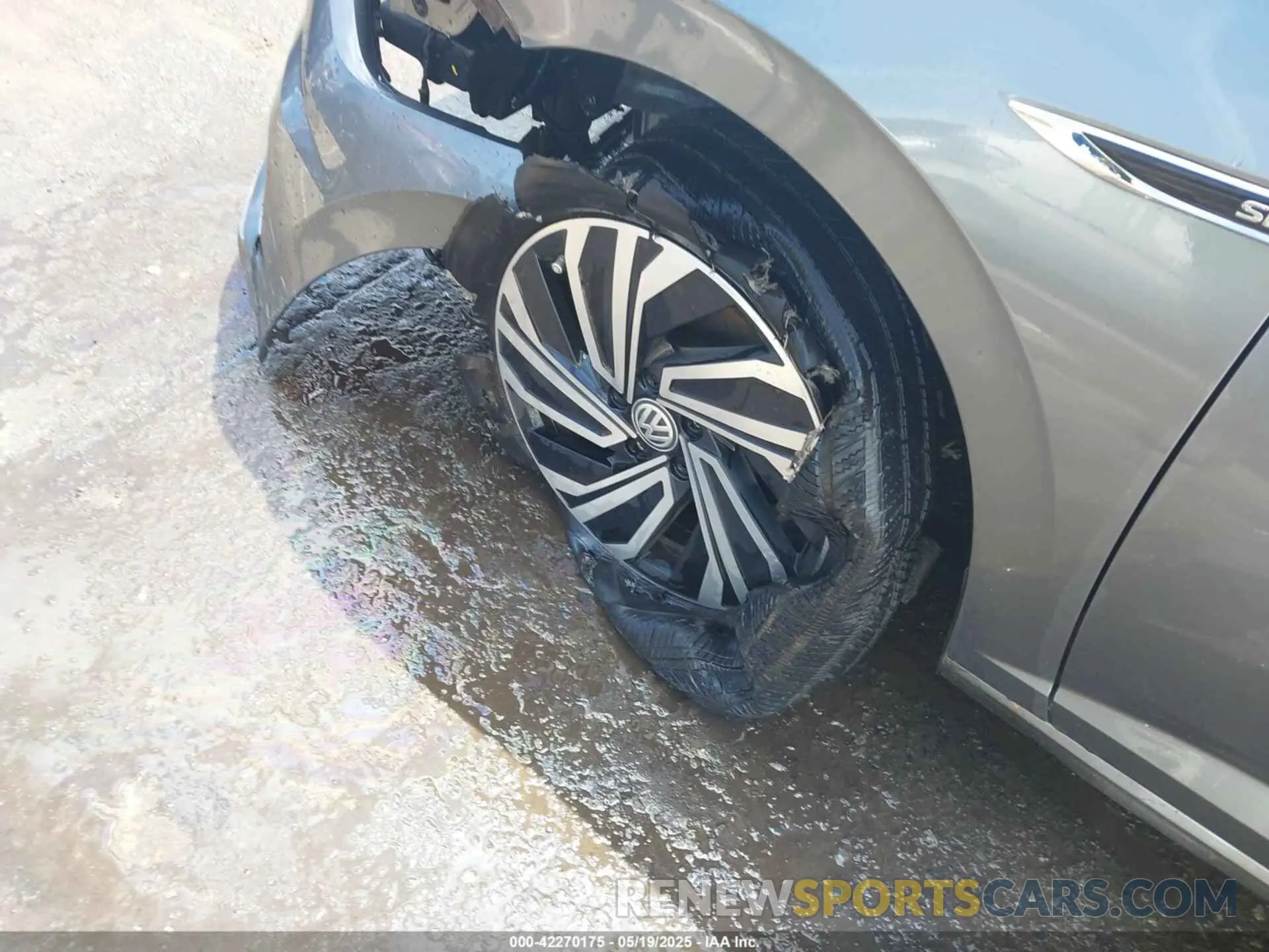 18 fotografías del automóvil dañado 3VWG57BU9MM100493 VOLKSWAGEN JETTA 2021