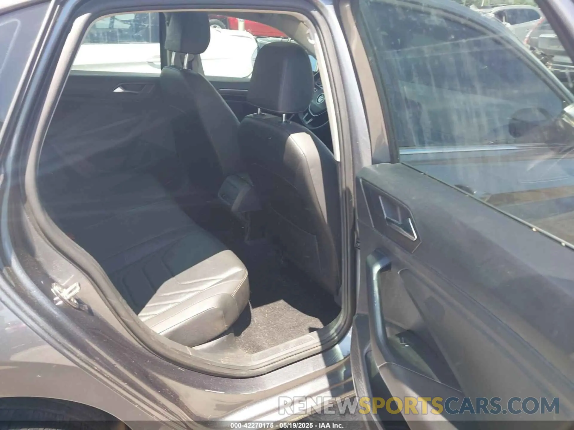 8 fotografías del automóvil dañado 3VWG57BU9MM100493 VOLKSWAGEN JETTA 2021