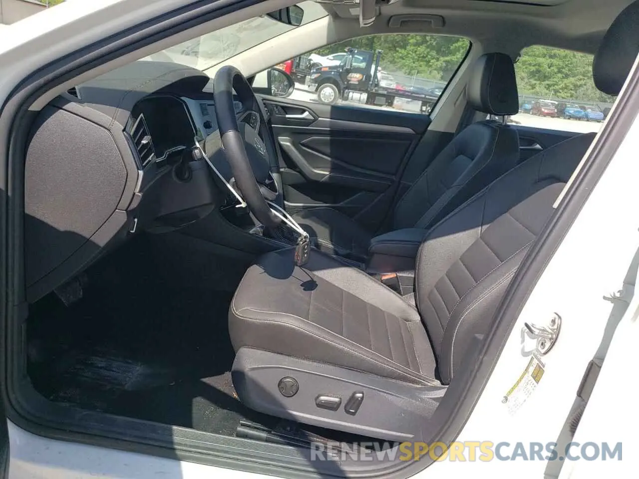 7 fotografías del automóvil dañado 3VW7M7BU1NM007746 VOLKSWAGEN JETTA 2022