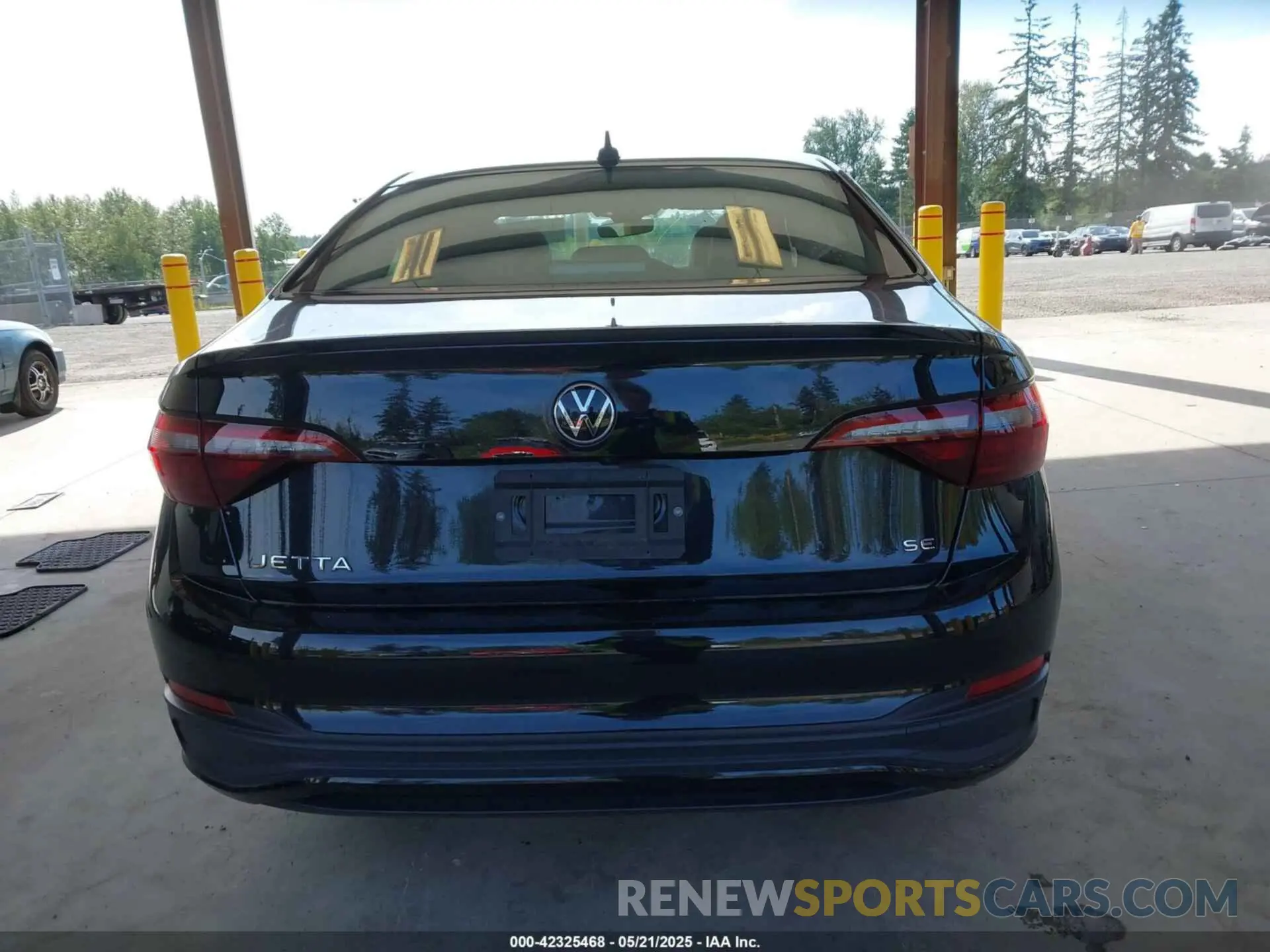 15 fotografías del automóvil dañado 3VWEM7BU5NM008700 VOLKSWAGEN JETTA 2022