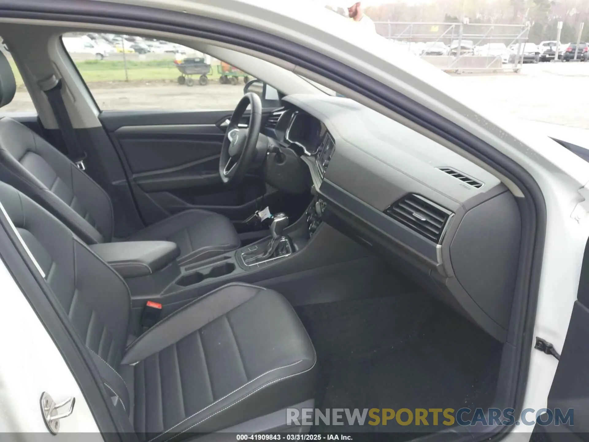 5 fotografías del automóvil dañado 3VWEM7BU9NM019568 VOLKSWAGEN JETTA 2022