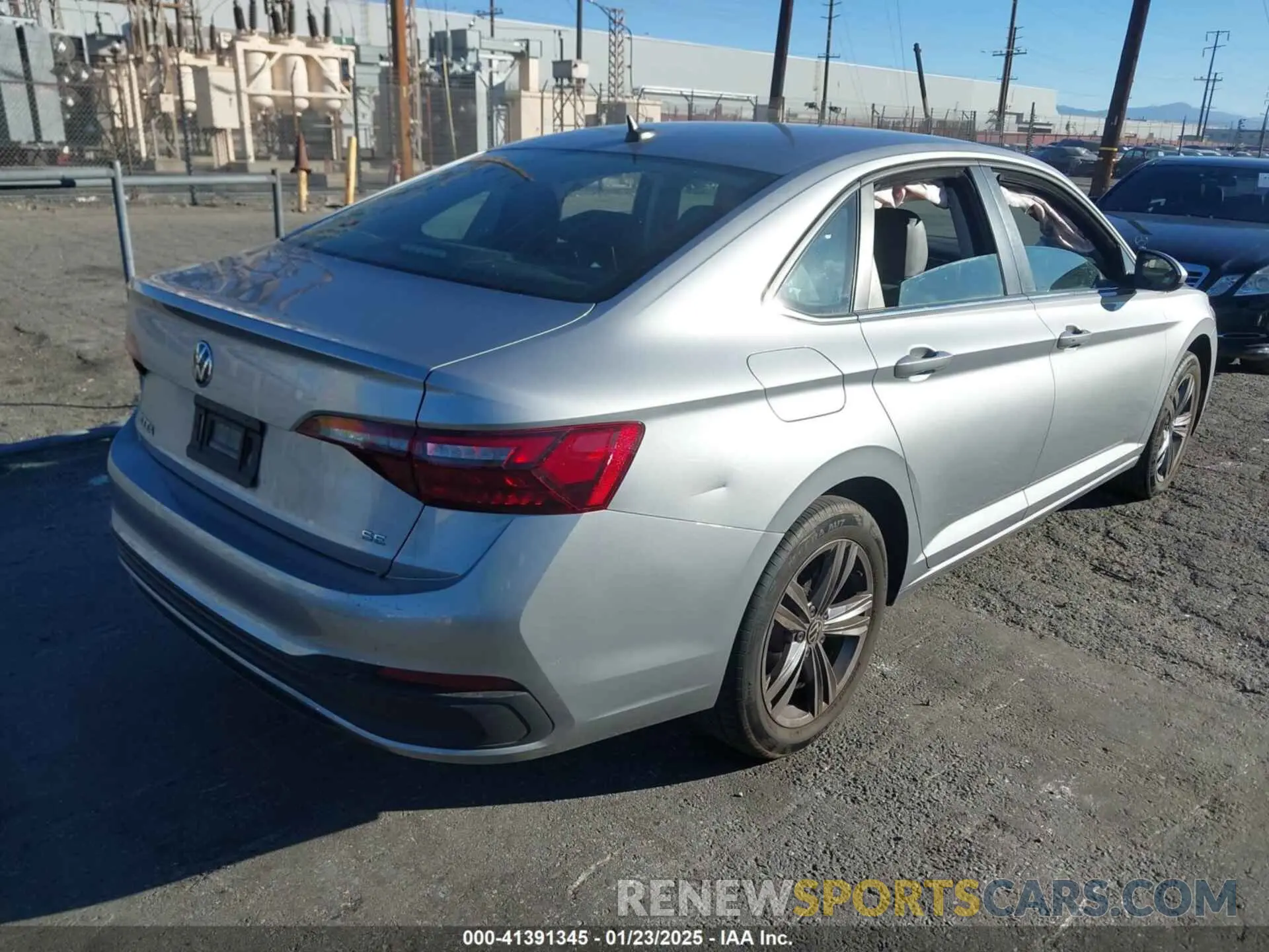 4 fotografías del automóvil dañado 3VWEM7BUXNM000785 VOLKSWAGEN JETTA 2022