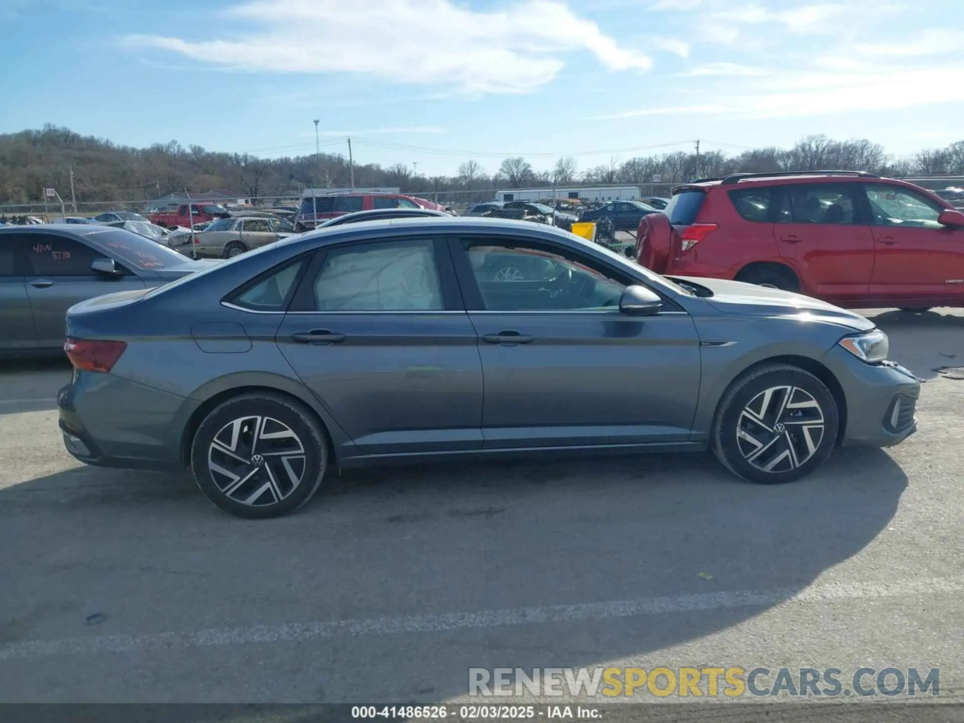 13 fotografías del automóvil dañado 3VWGM7BU7NM001059 VOLKSWAGEN JETTA 2022