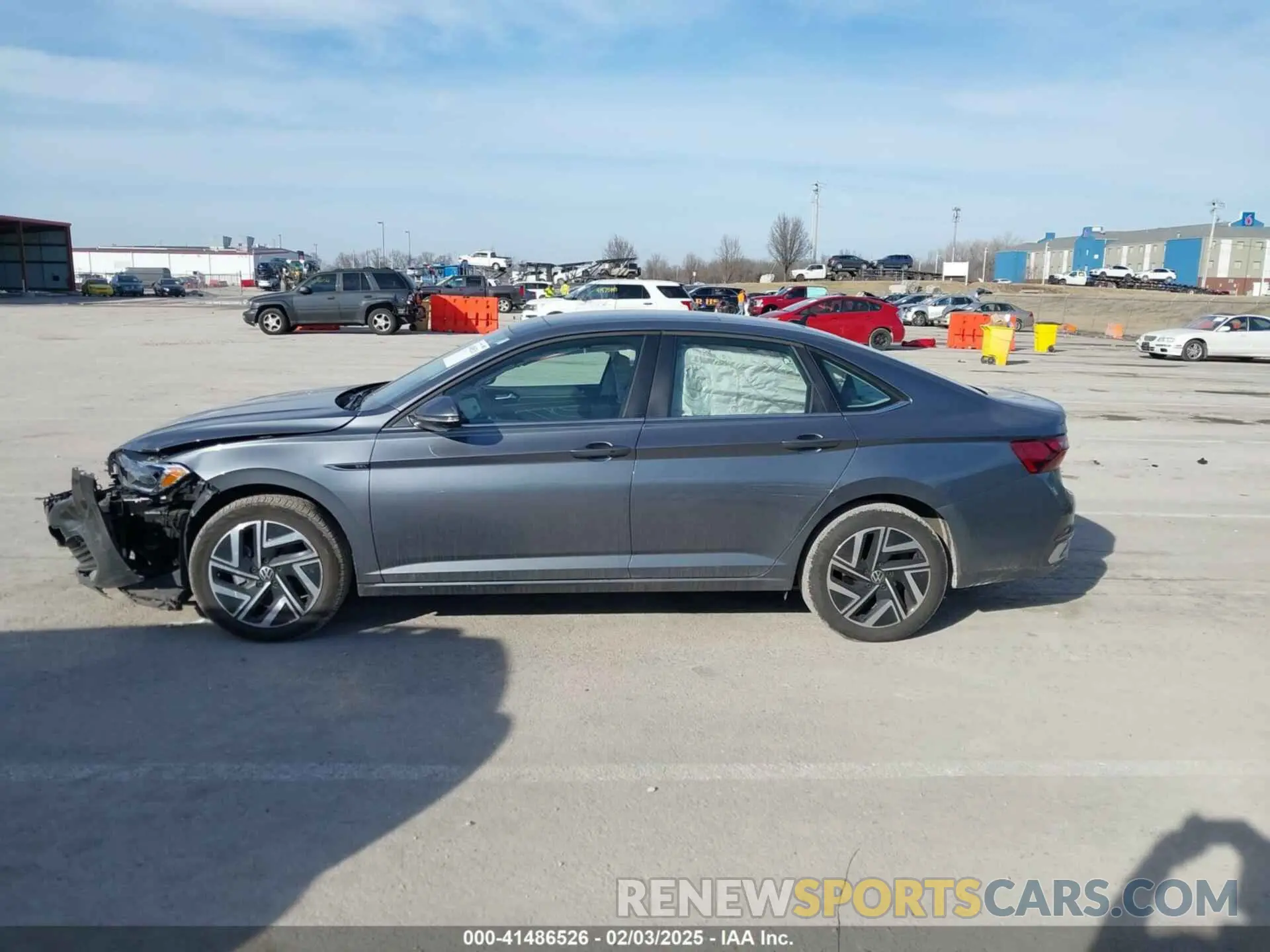 14 fotografías del automóvil dañado 3VWGM7BU7NM001059 VOLKSWAGEN JETTA 2022