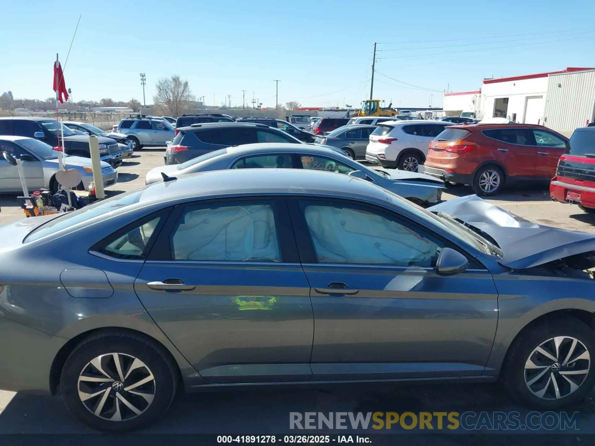 14 fotografías del automóvil dañado 3VW5M7BU2PM042225 VOLKSWAGEN JETTA 2023