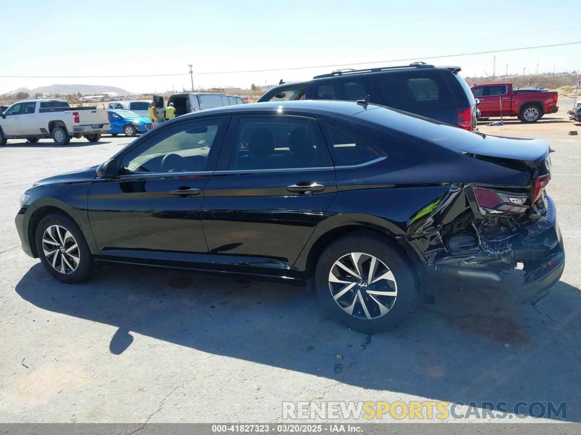 14 fotografías del automóvil dañado 3VW5M7BU4PM038533 VOLKSWAGEN JETTA 2023