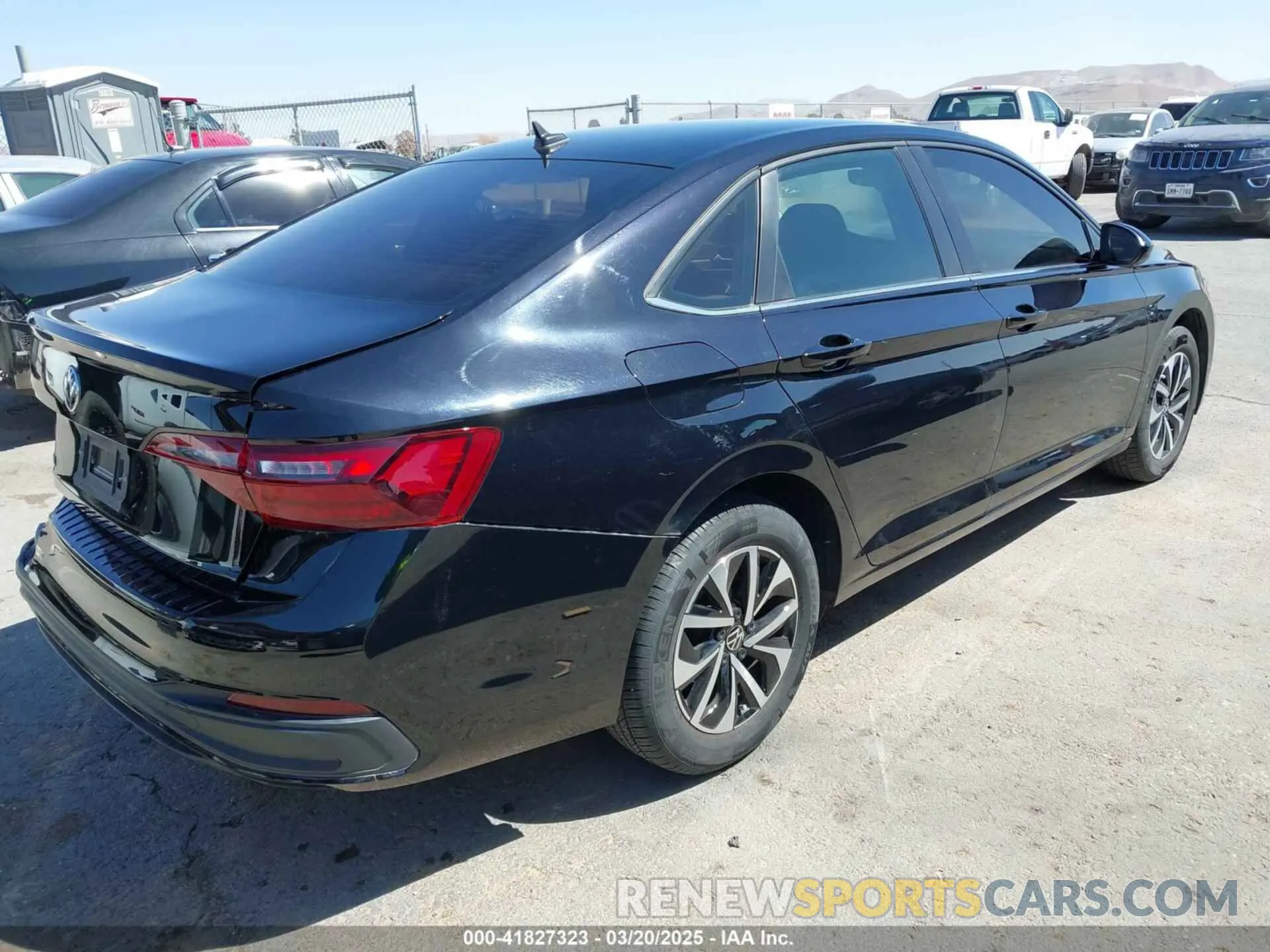 4 fotografías del automóvil dañado 3VW5M7BU4PM038533 VOLKSWAGEN JETTA 2023