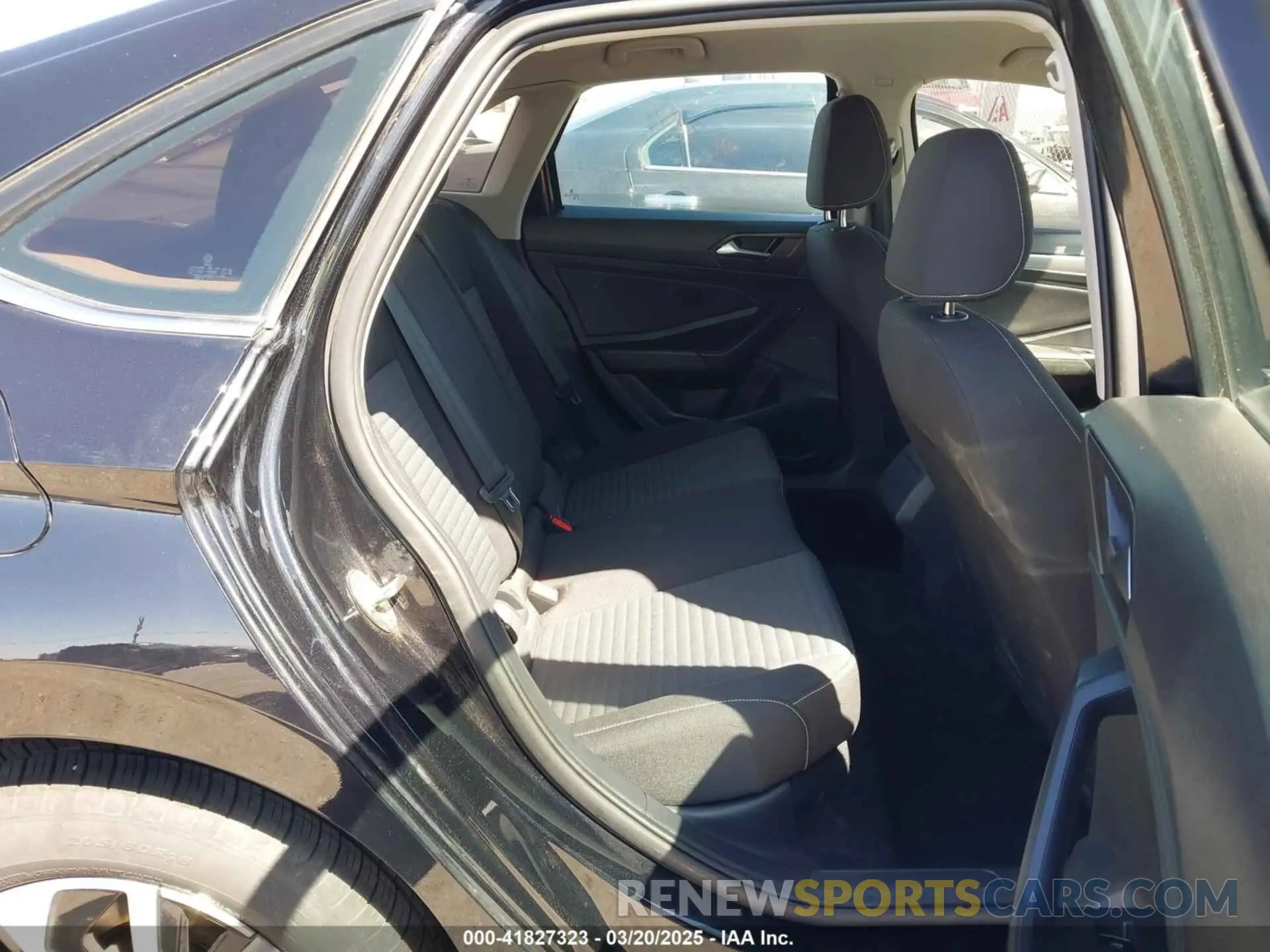 8 fotografías del automóvil dañado 3VW5M7BU4PM038533 VOLKSWAGEN JETTA 2023