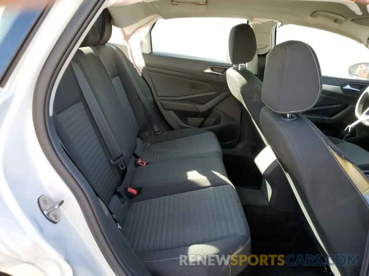 10 fotografías del automóvil dañado 3VW5M7BU5PM023636 VOLKSWAGEN JETTA 2023