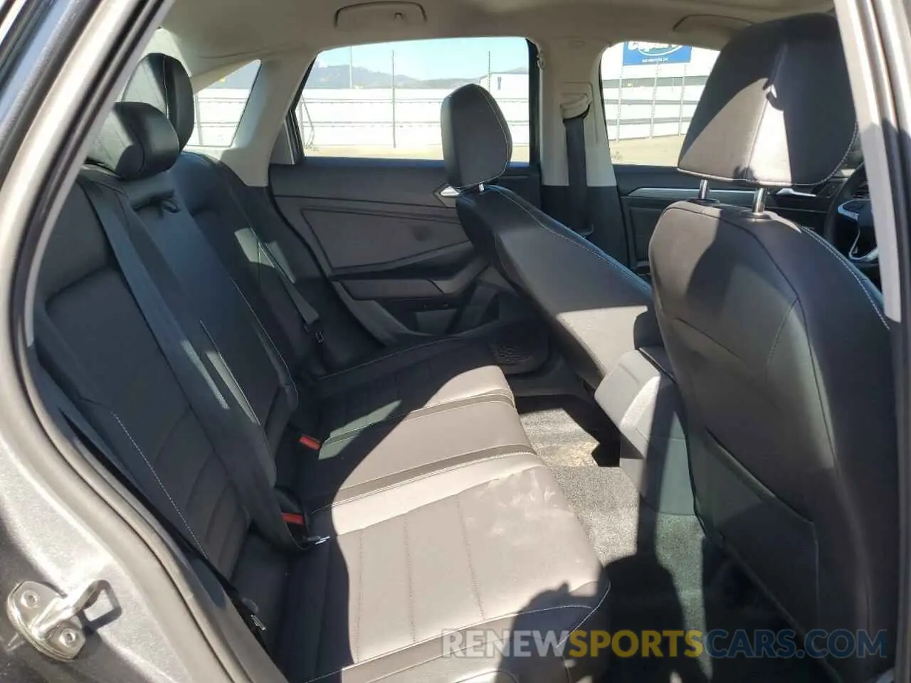10 fotografías del automóvil dañado 3VW7M7BU0PM039123 VOLKSWAGEN JETTA 2023