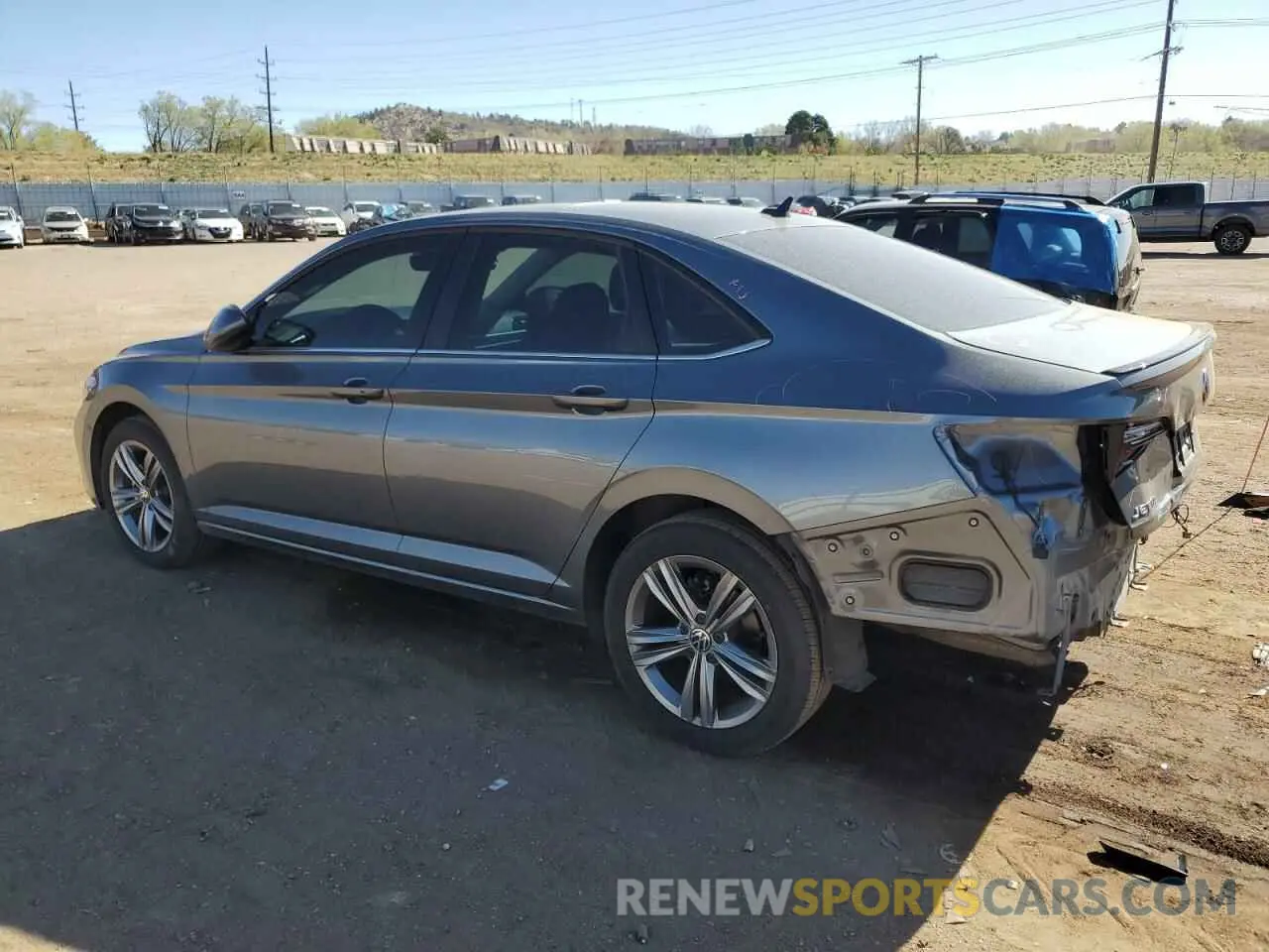 2 fotografías del automóvil dañado 3VW7M7BU0PM039123 VOLKSWAGEN JETTA 2023