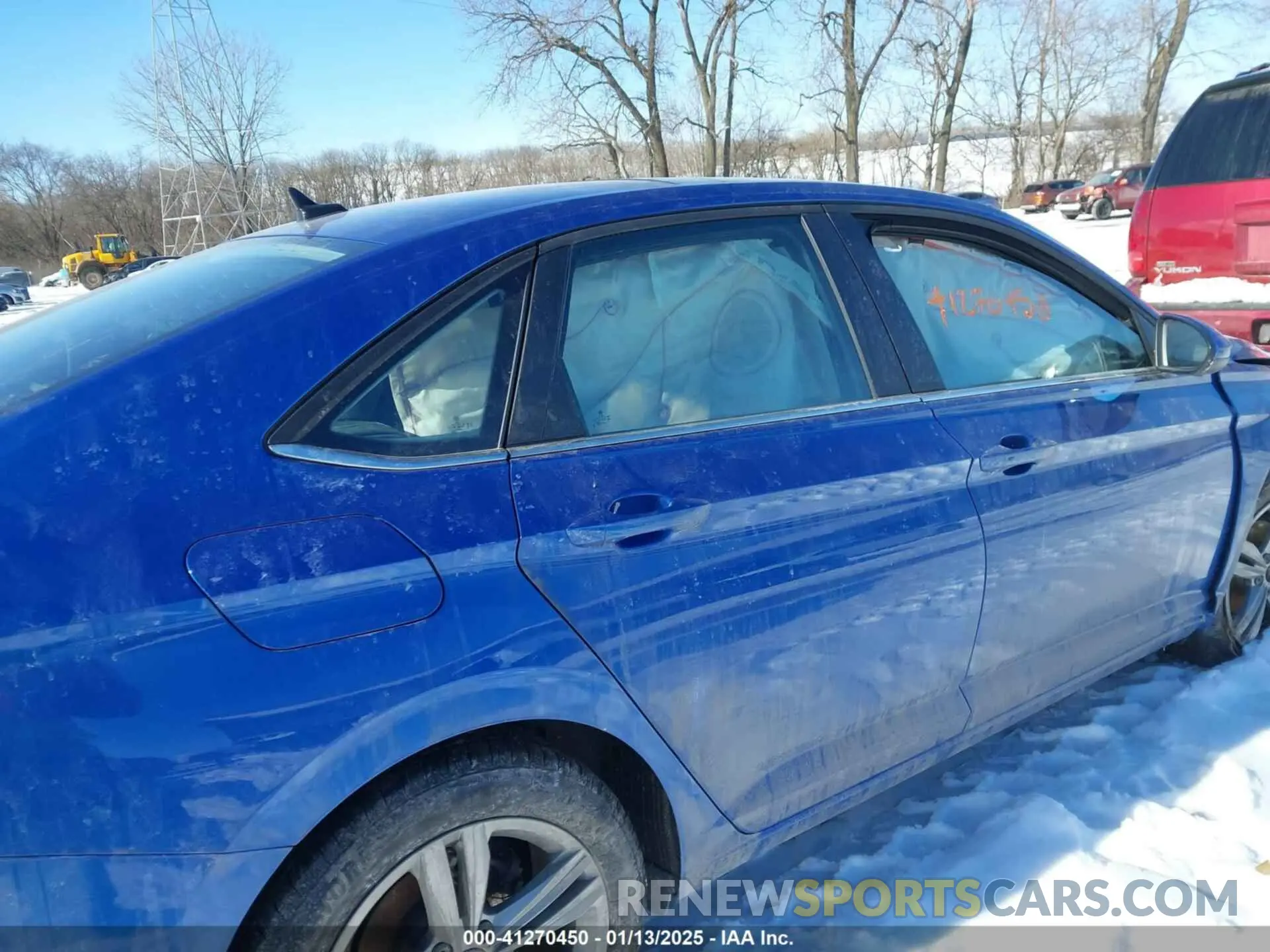 13 fotografías del automóvil dañado 3VW7M7BU2PM043917 VOLKSWAGEN JETTA 2023
