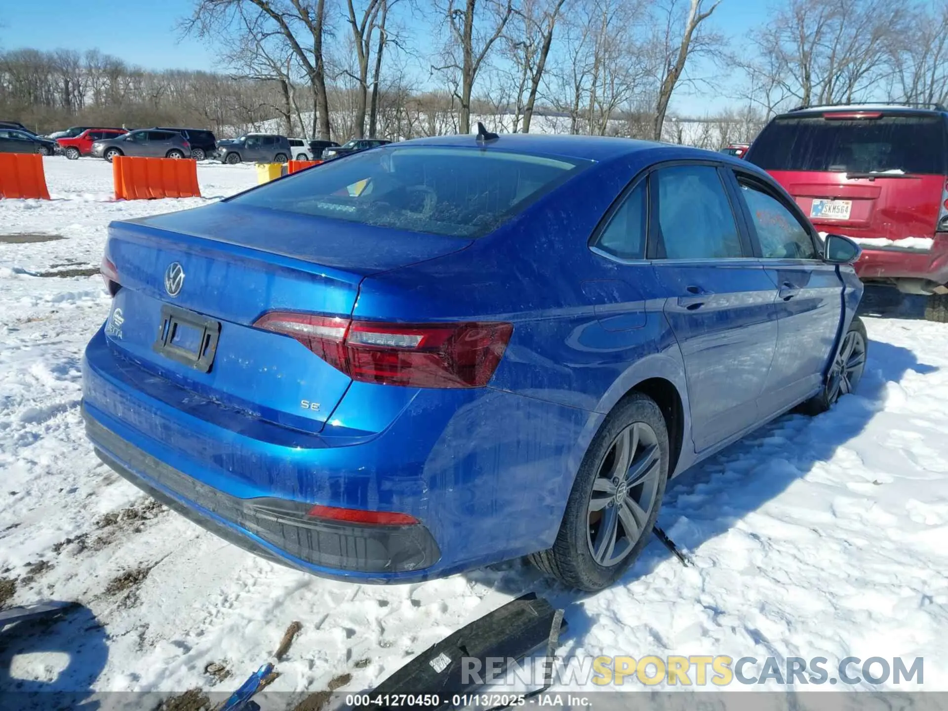 4 fotografías del automóvil dañado 3VW7M7BU2PM043917 VOLKSWAGEN JETTA 2023