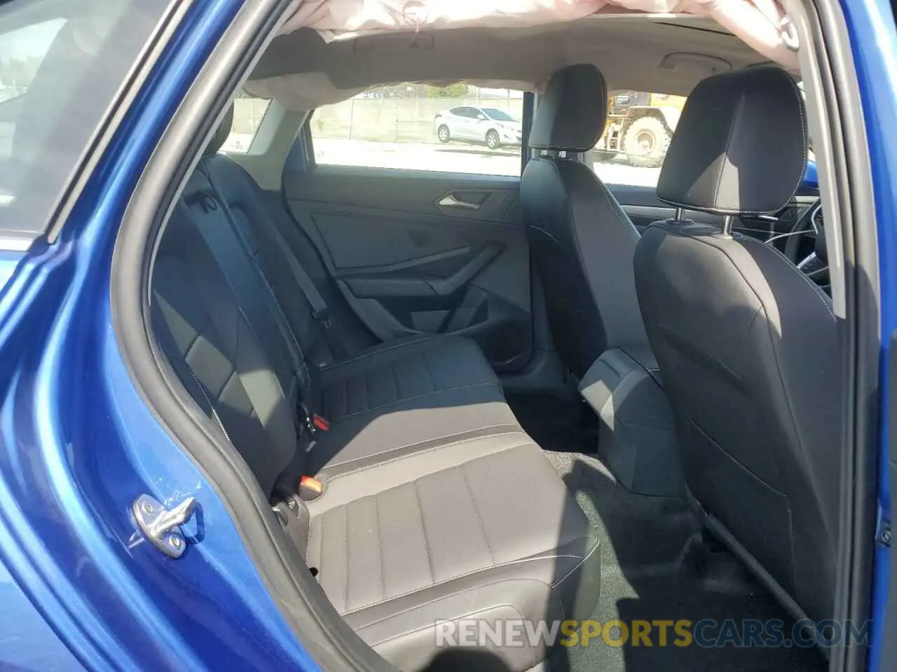 11 fotografías del automóvil dañado 3VW7M7BU6PM040857 VOLKSWAGEN JETTA 2023