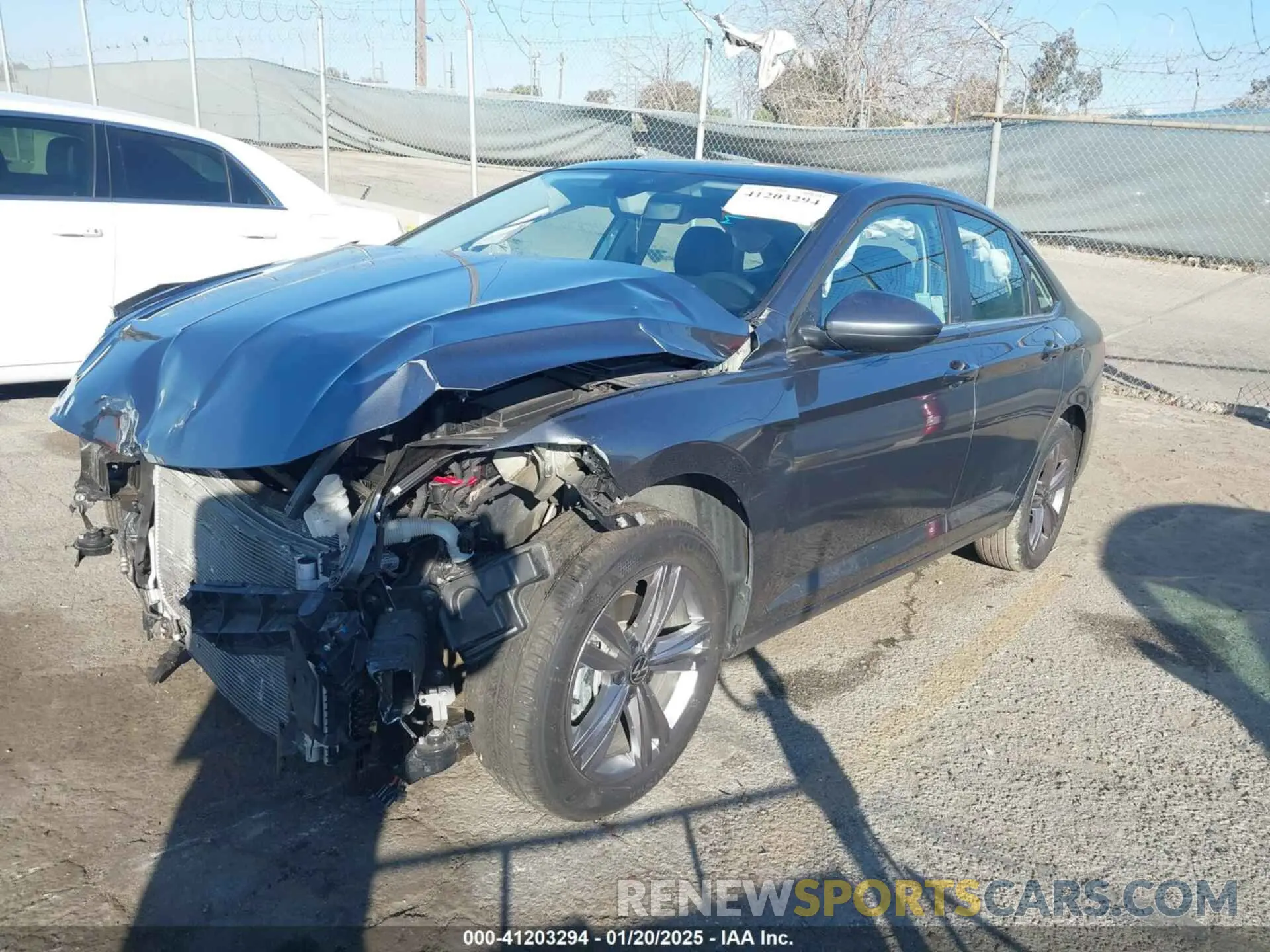 2 fotografías del automóvil dañado 3VW7M7BU8PM012395 VOLKSWAGEN JETTA 2023