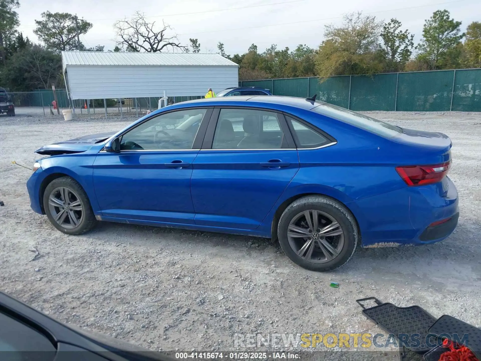 14 fotografías del automóvil dañado 3VW7M7BU8PM017368 VOLKSWAGEN JETTA 2023