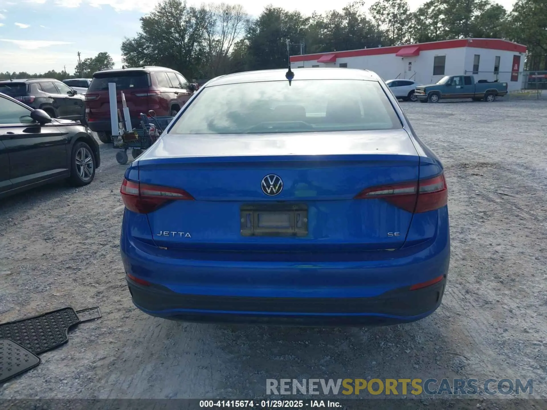 16 fotografías del automóvil dañado 3VW7M7BU8PM017368 VOLKSWAGEN JETTA 2023
