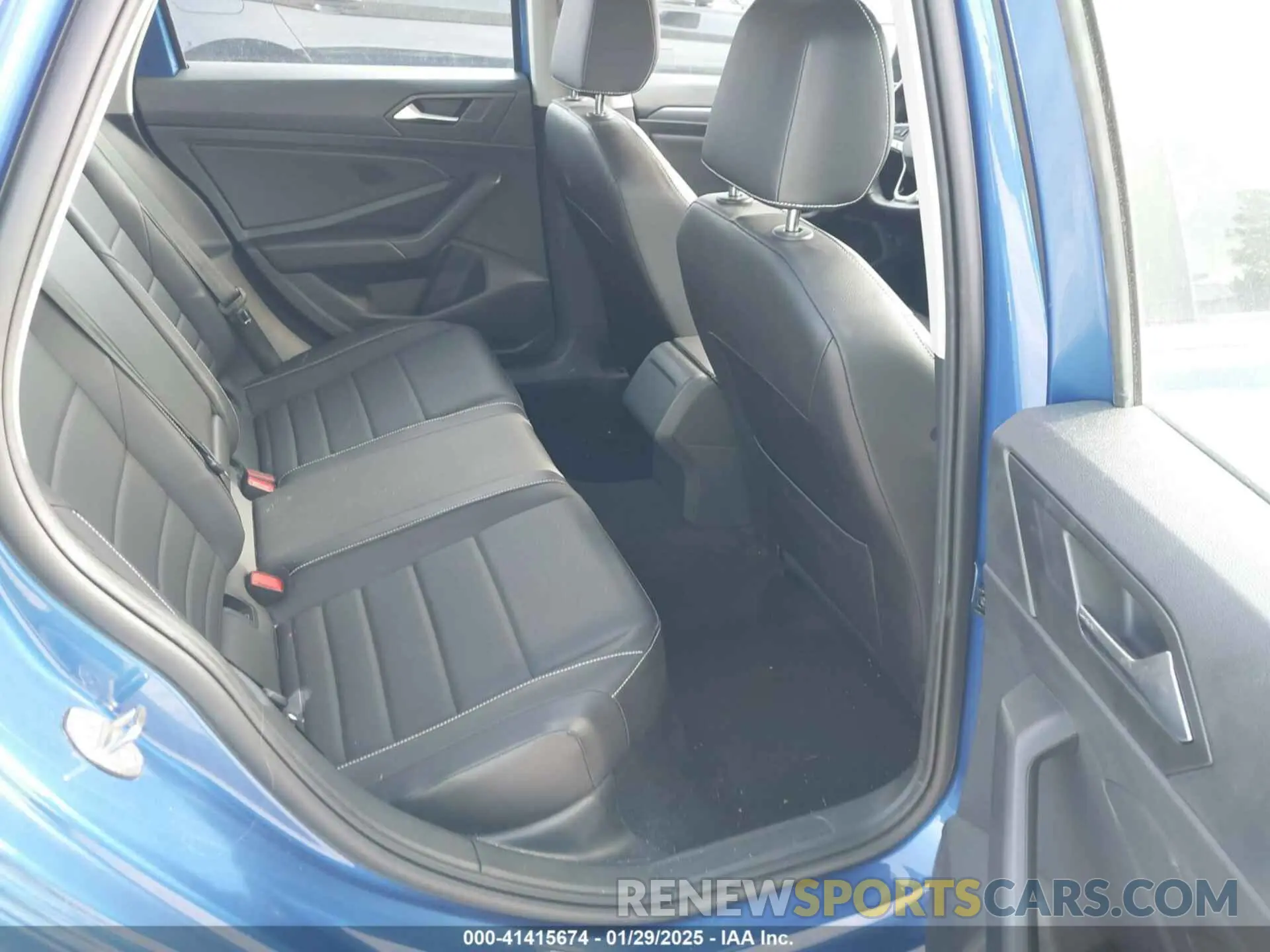 8 fotografías del automóvil dañado 3VW7M7BU8PM017368 VOLKSWAGEN JETTA 2023