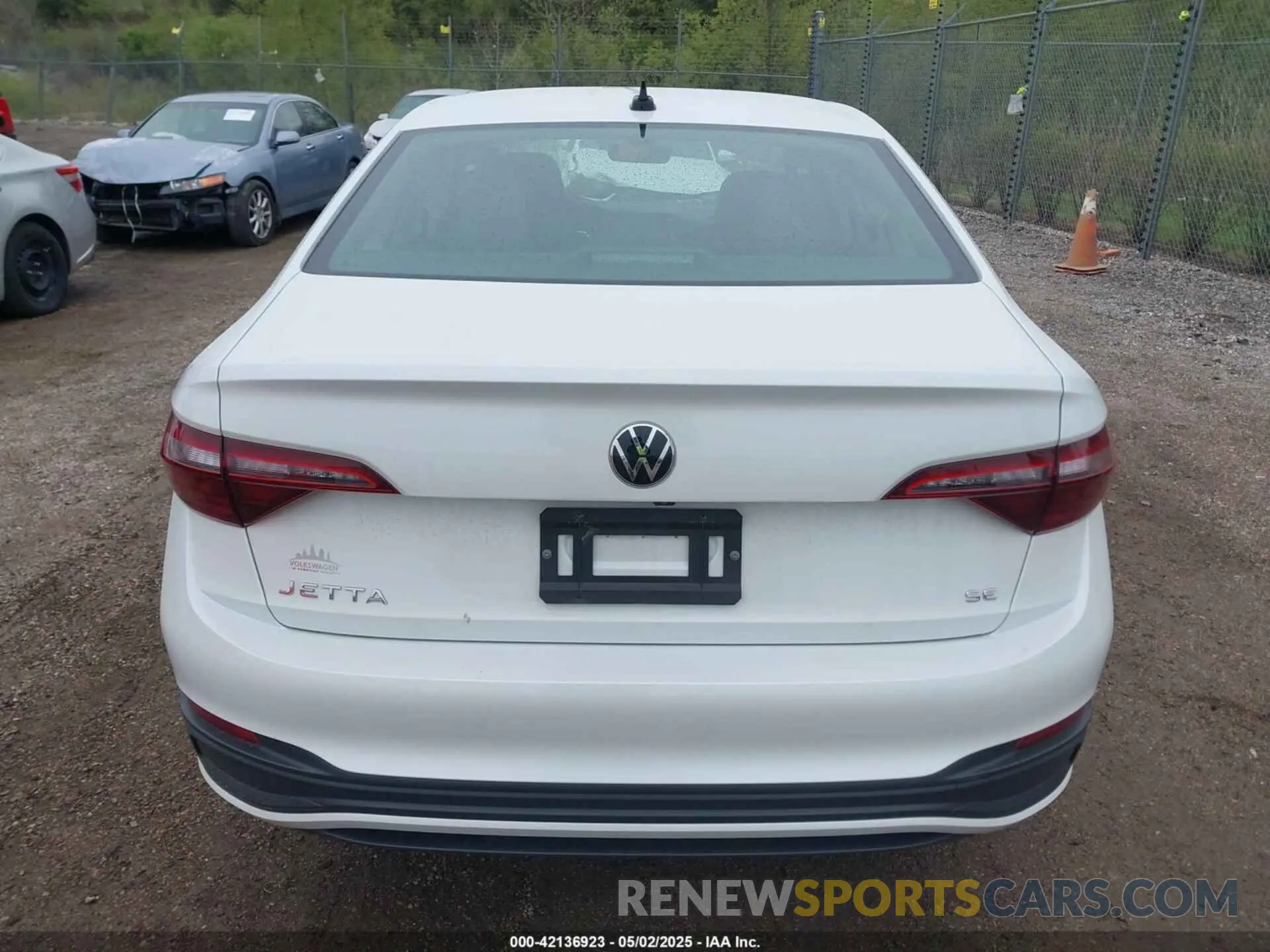 16 fotografías del automóvil dañado 3VW7M7BU9PM043624 VOLKSWAGEN JETTA 2023