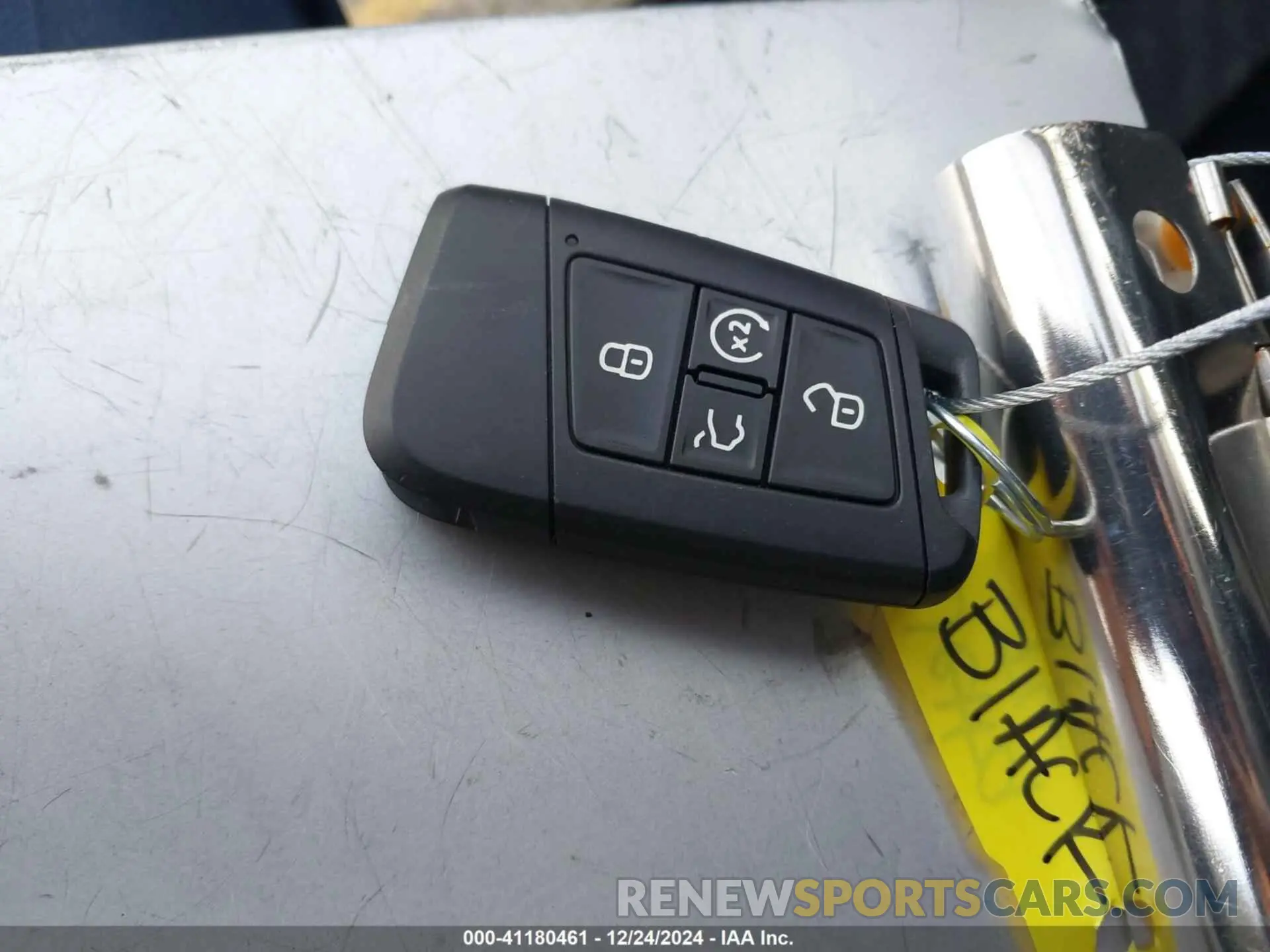 11 fotografías del automóvil dañado 3VW7M7BU9PM053635 VOLKSWAGEN JETTA 2023