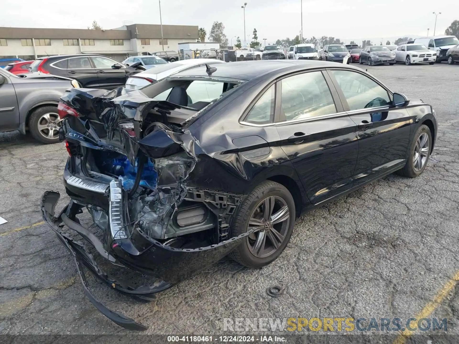 4 fotografías del automóvil dañado 3VW7M7BU9PM053635 VOLKSWAGEN JETTA 2023
