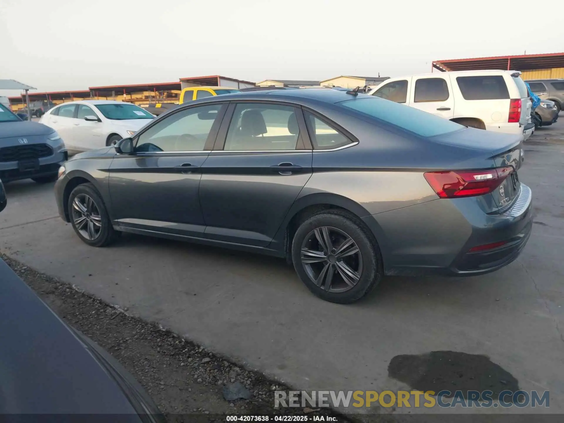 14 fotografías del automóvil dañado 3VW7M7BUXPM012396 VOLKSWAGEN JETTA 2023