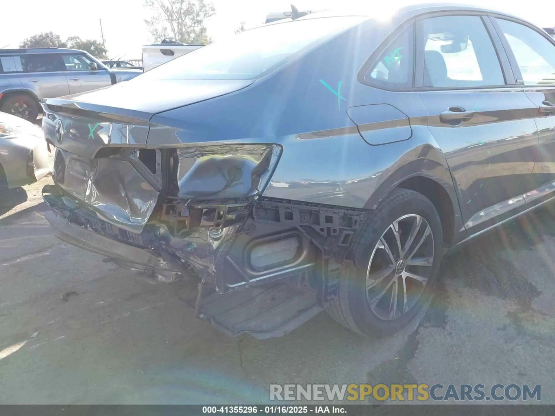 6 fotografías del automóvil dañado 3VWAM7BU3PM013069 VOLKSWAGEN JETTA 2023