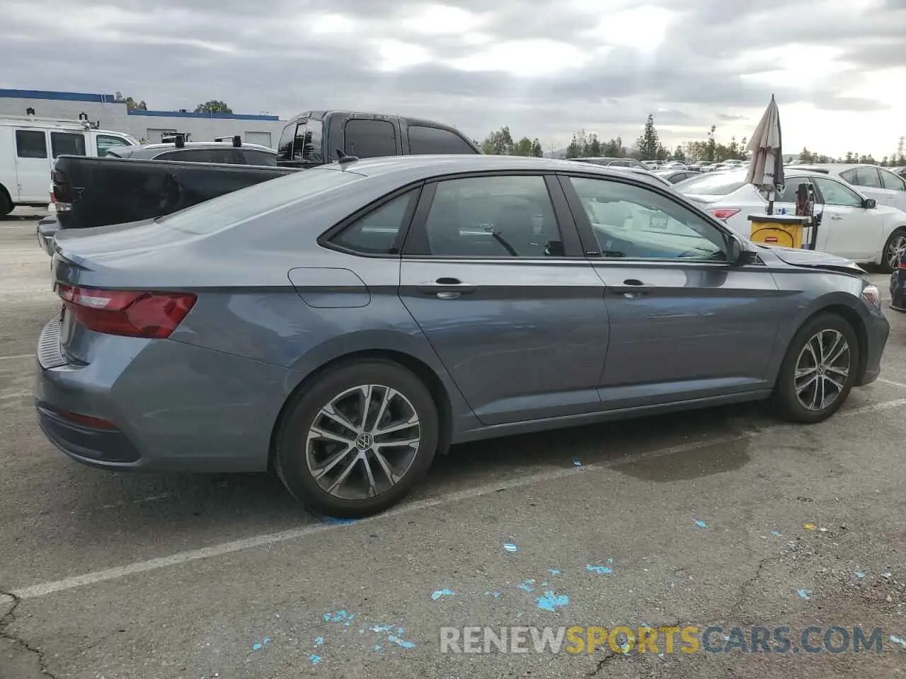 3 fotografías del automóvil dañado 3VWBM7BU0PM022767 VOLKSWAGEN JETTA 2023
