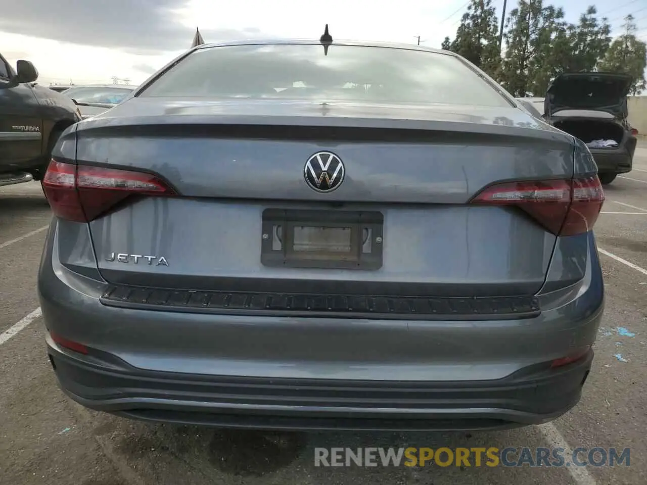 6 fotografías del automóvil dañado 3VWBM7BU0PM022767 VOLKSWAGEN JETTA 2023