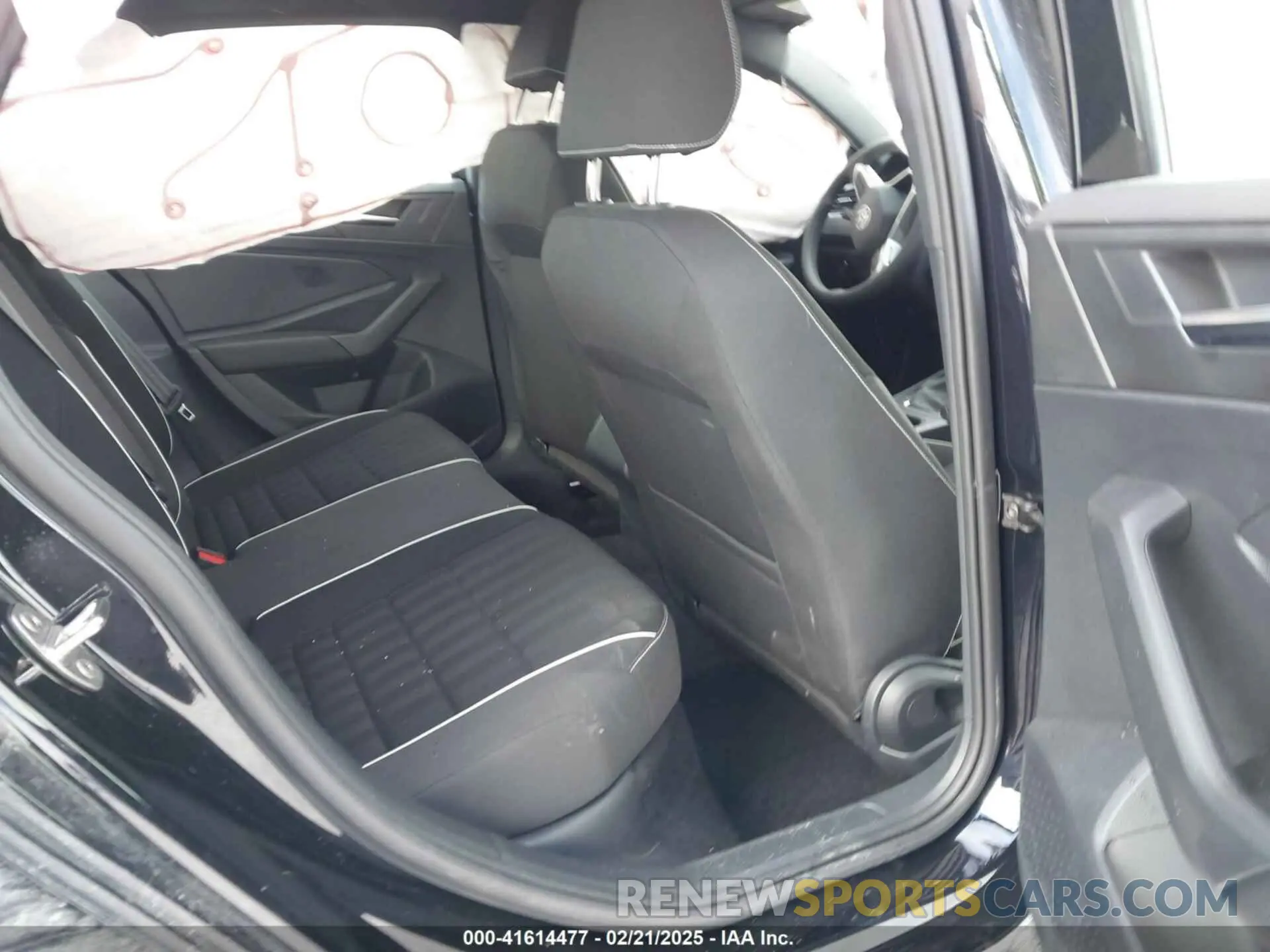 8 fotografías del automóvil dañado 3VWBM7BU3PM047937 VOLKSWAGEN JETTA 2023