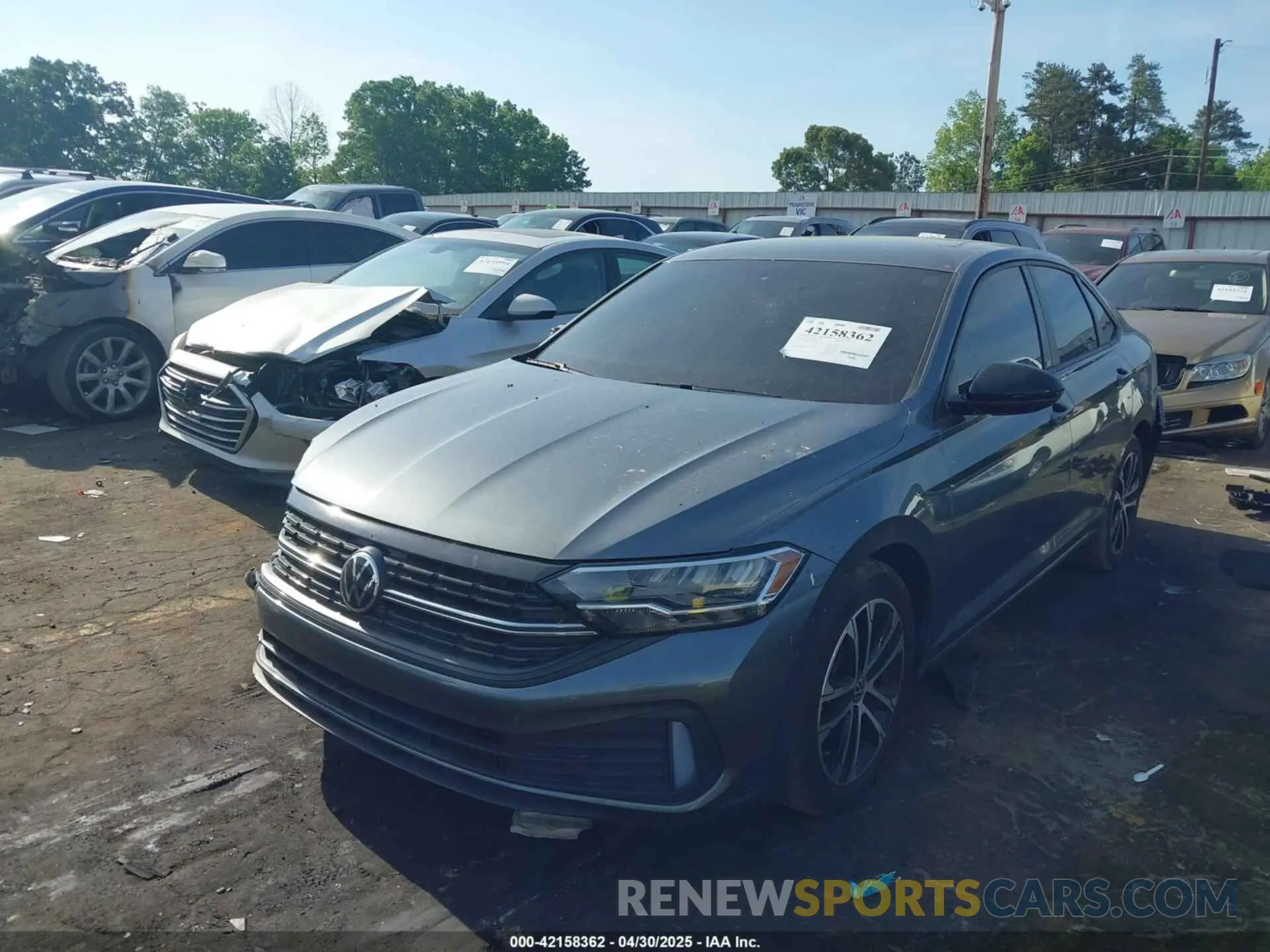 2 fotografías del automóvil dañado 3VWBM7BU4PM025350 VOLKSWAGEN JETTA 2023
