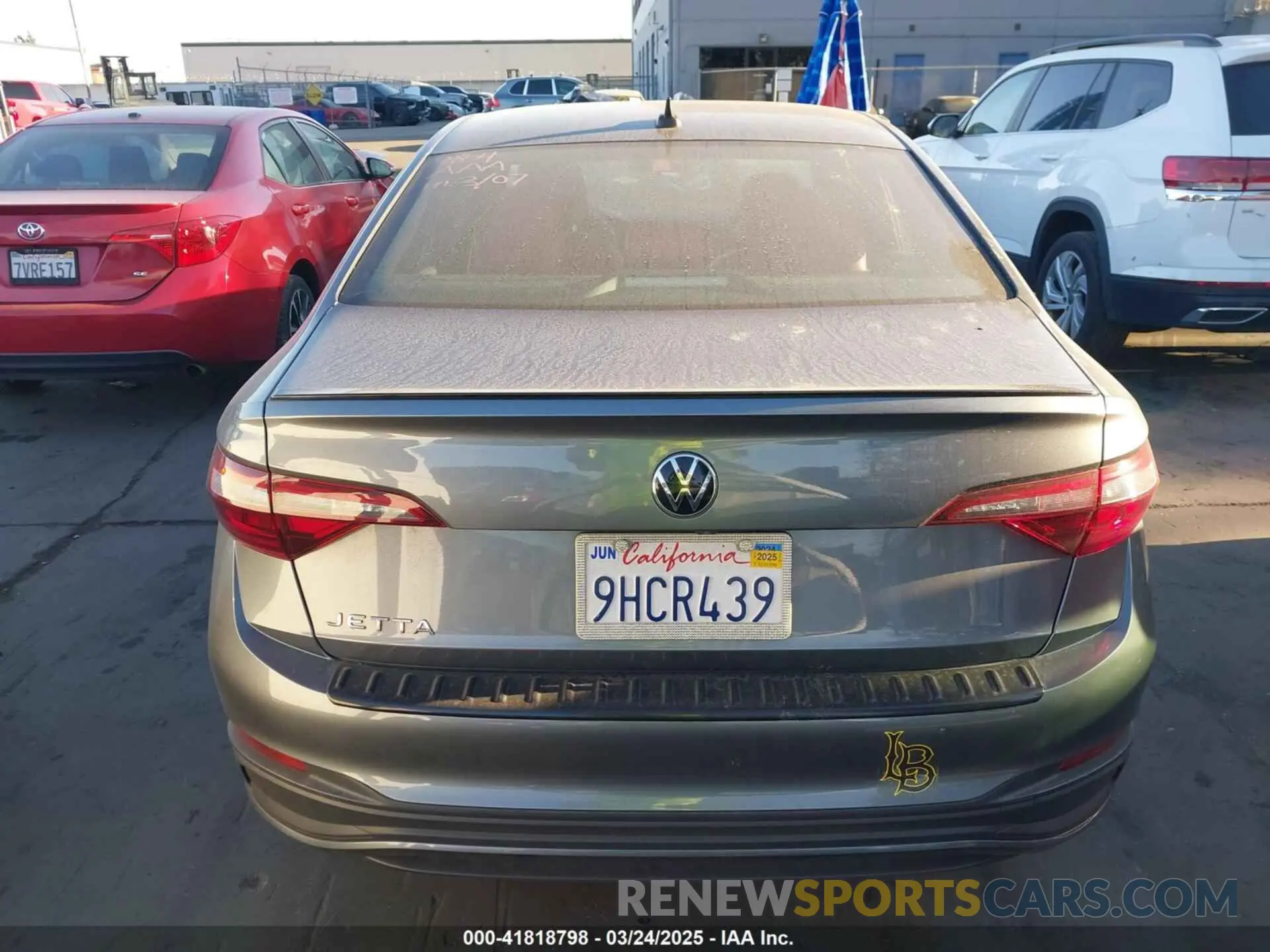 16 fotografías del automóvil dañado 3VWBM7BU5PM035014 VOLKSWAGEN JETTA 2023