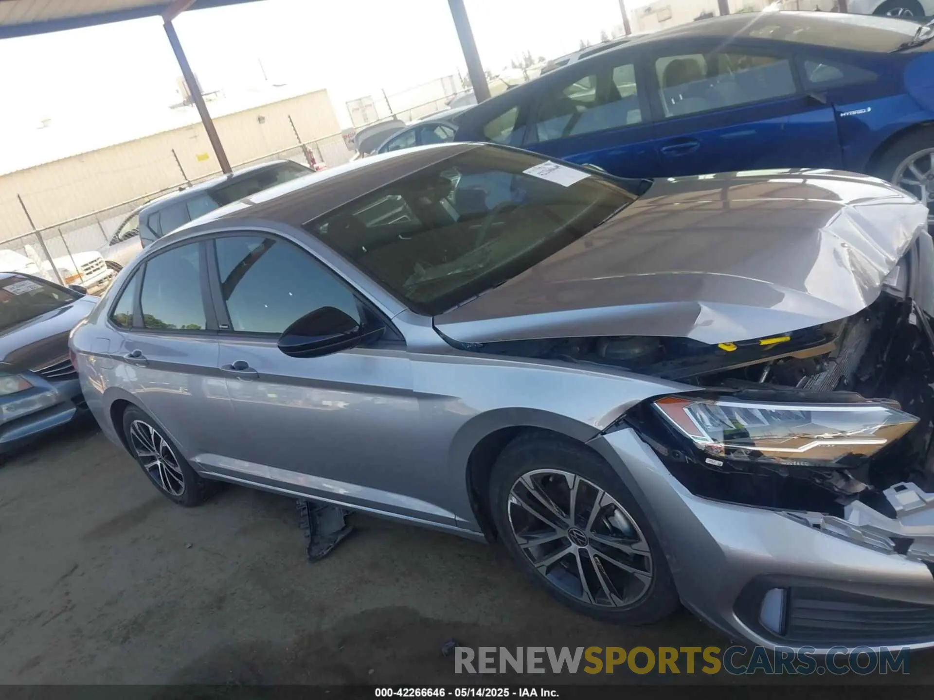 13 fotografías del automóvil dañado 3VWBM7BU9PM016451 VOLKSWAGEN JETTA 2023