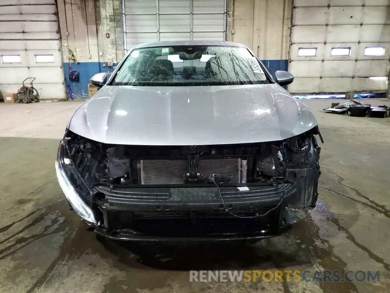 5 fotografías del automóvil dañado 3VW5M7BU0RM043747 VOLKSWAGEN JETTA 2024