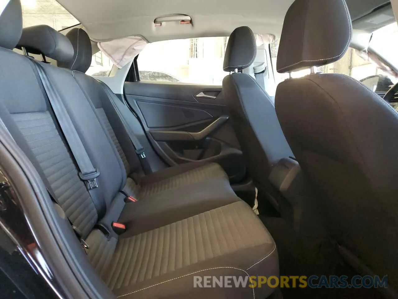 10 fotografías del automóvil dañado 3VW5M7BU2RM007820 VOLKSWAGEN JETTA 2024