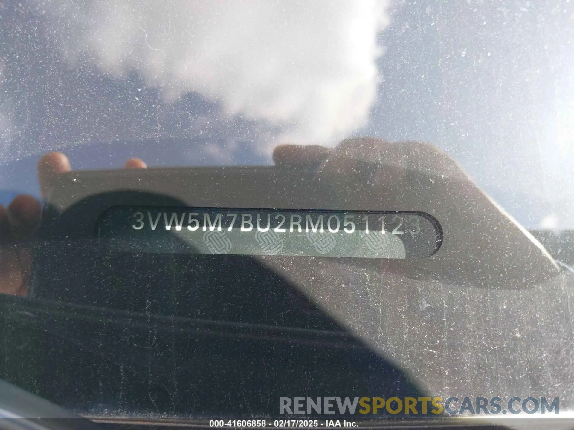 9 fotografías del automóvil dañado 3VW5M7BU2RM051123 VOLKSWAGEN JETTA 2024
