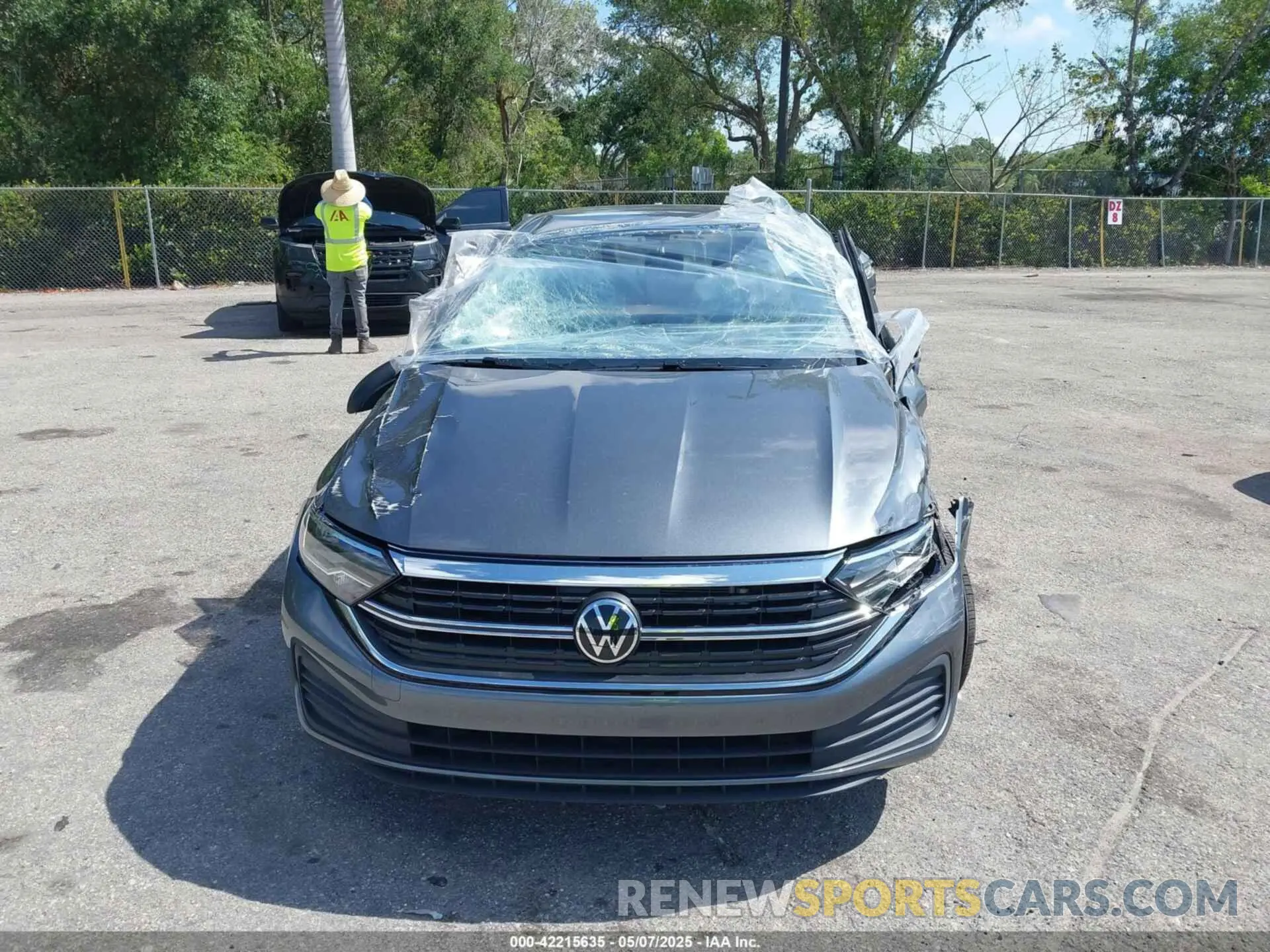11 fotografías del automóvil dañado 3VW5M7BU2RM074403 VOLKSWAGEN JETTA 2024