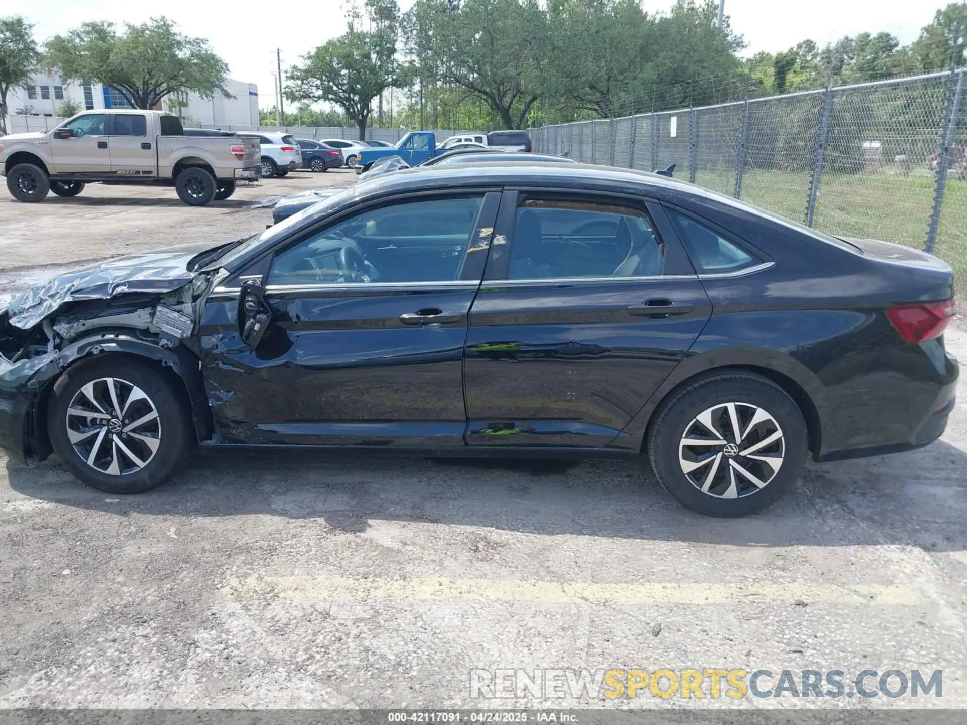 13 fotografías del automóvil dañado 3VW5M7BU2RM092061 VOLKSWAGEN JETTA 2024