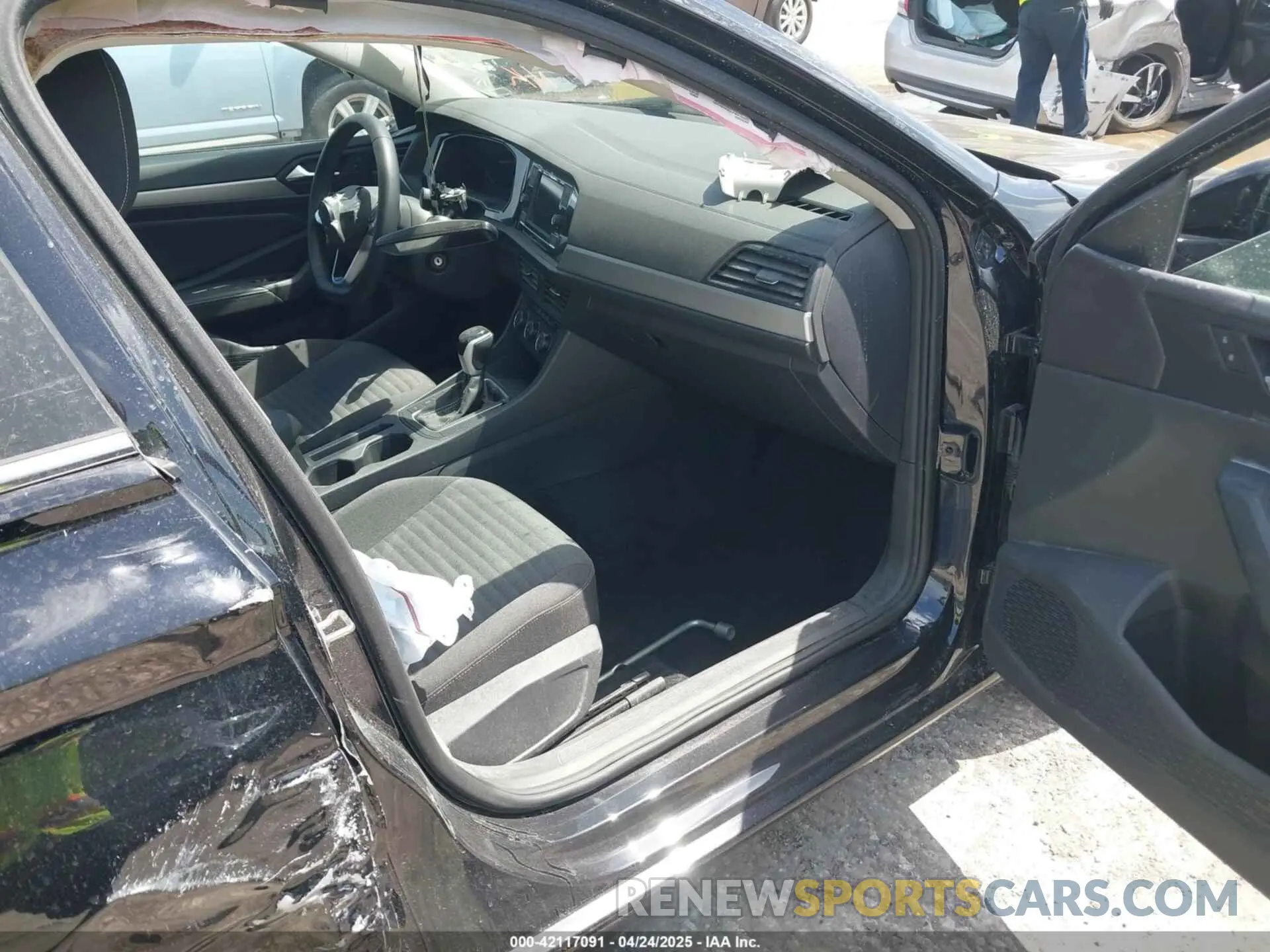 5 fotografías del automóvil dañado 3VW5M7BU2RM092061 VOLKSWAGEN JETTA 2024